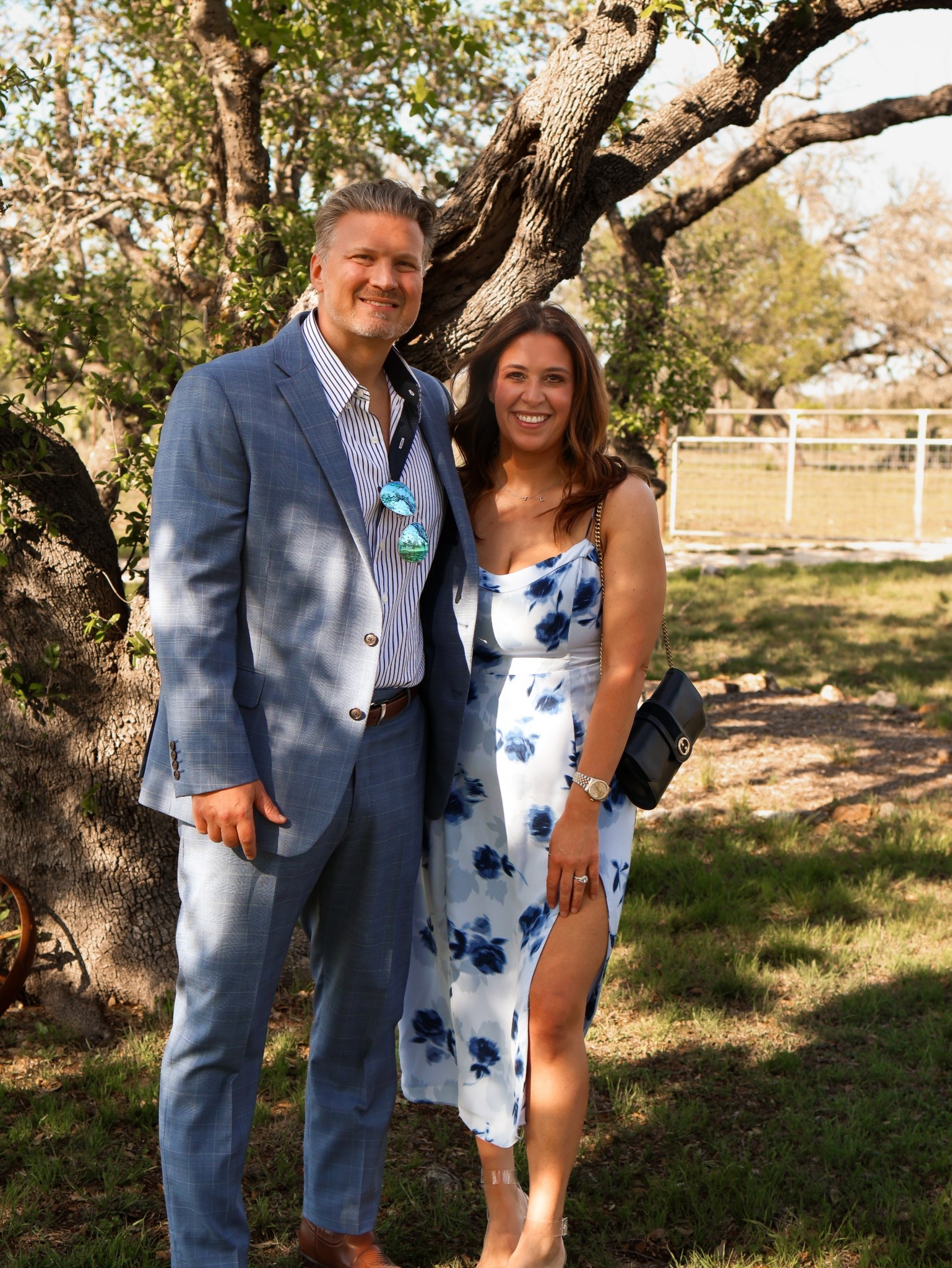 Midsize couple spring / summer wedding guest dress from @abercrombie 
•
•
#midsize #weddingguest #midsizedress #dresses 

#LTKMidsize #LTKWedding #LTKStyleTip