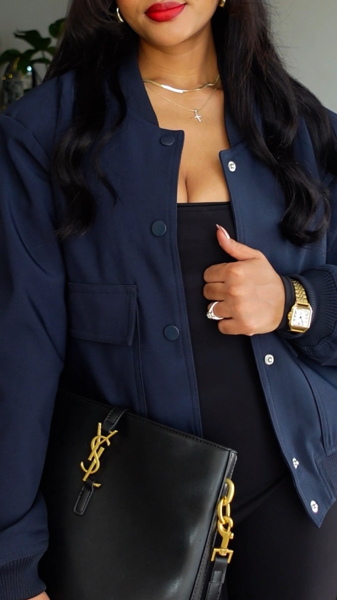 Ready to make the winter-to-spring transition effortless? Pair a simple jumpsuit with a classic bomber jacket for an easy, stylish layered look. Perfect for those chilly mornings and sunny afternoons! Who’s trying this? #WinterToSpring #EasyStyle”

#LTKFindsUnder50 #LTKStyleTip #LTKPetite