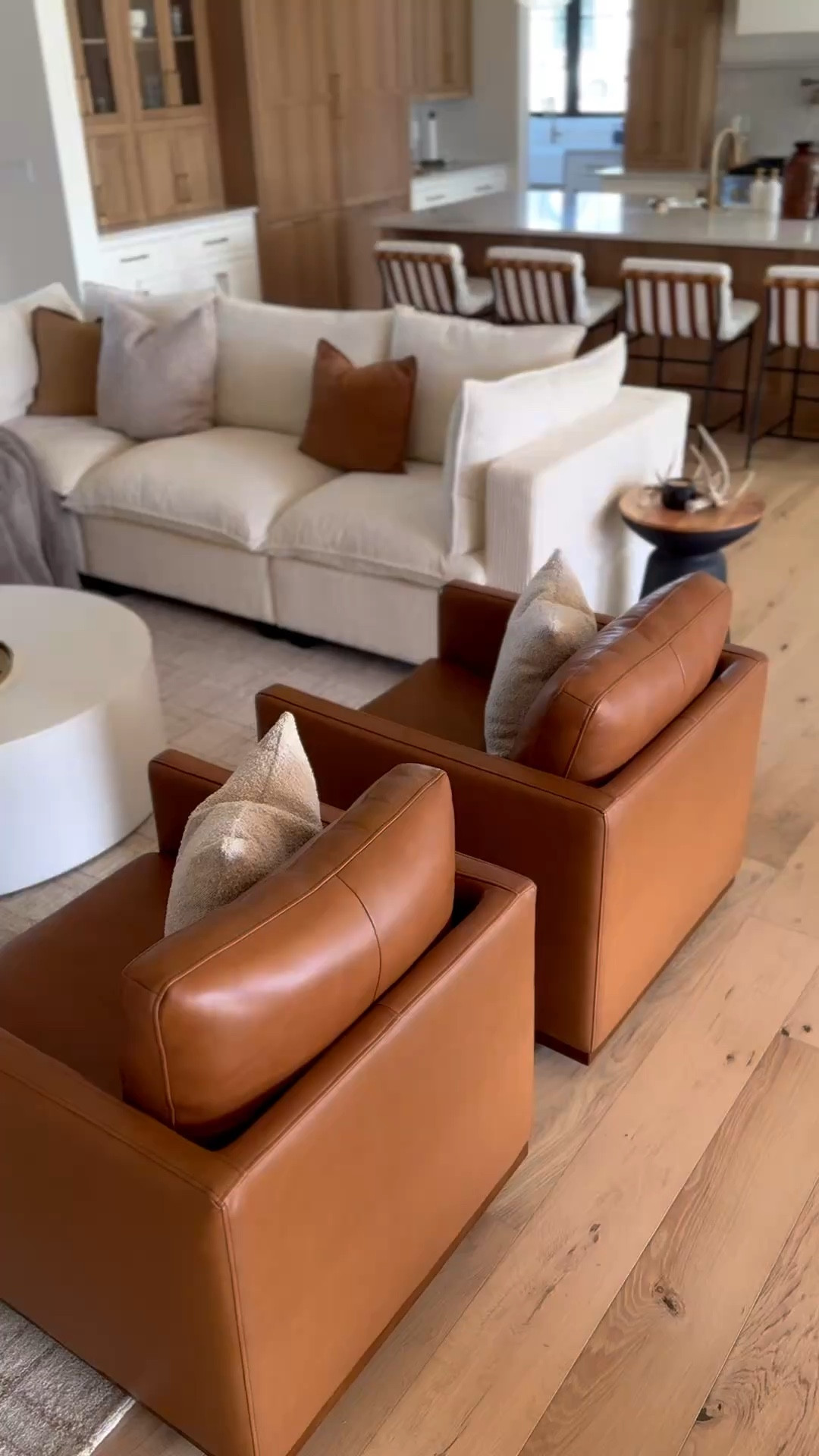 You’ll never believe the deal on these swivels for Way Day! Linking below 👇 @wayfair 
#wayfair #ad #wayfairpartner #wayday 