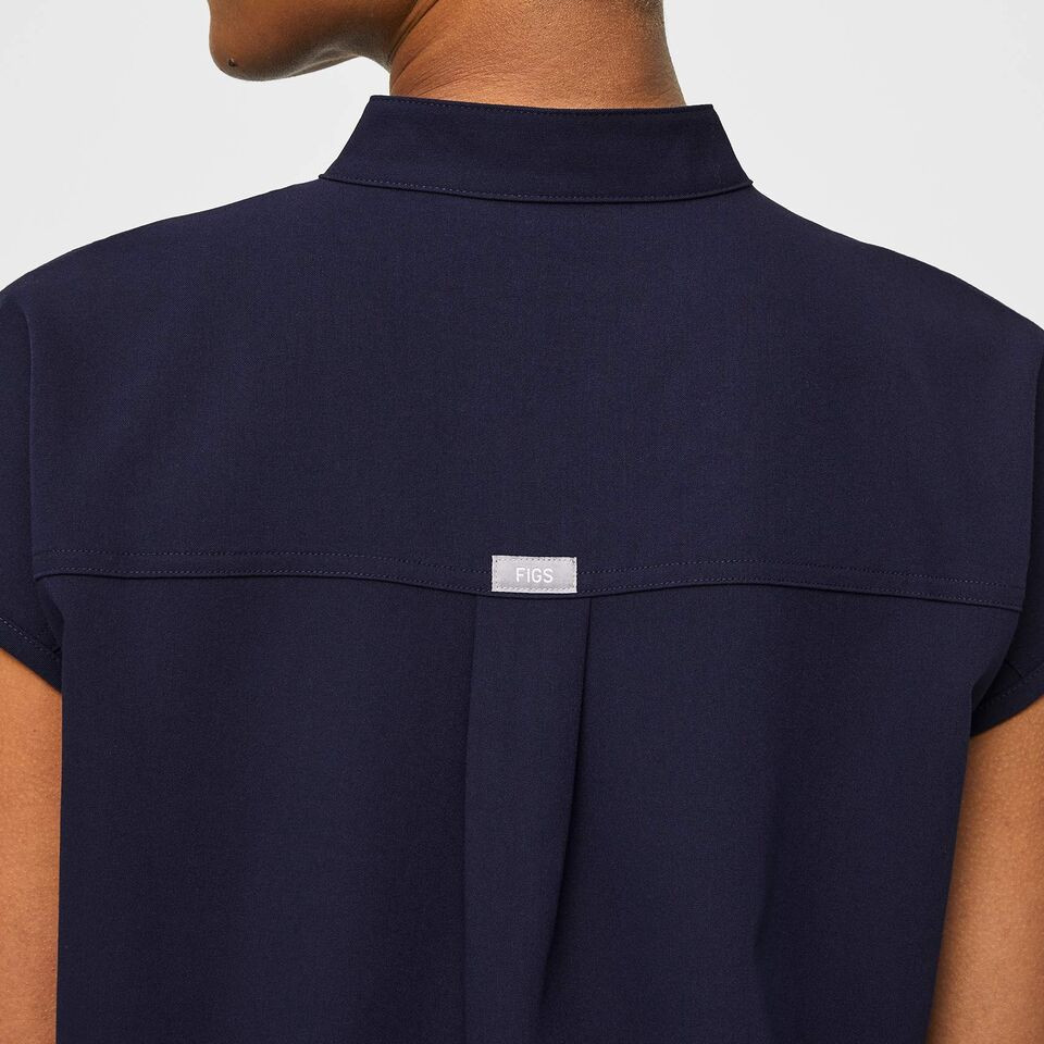 Women's Rafaela Oversized Scrub Top™ - Navy · FIGS | FIGS