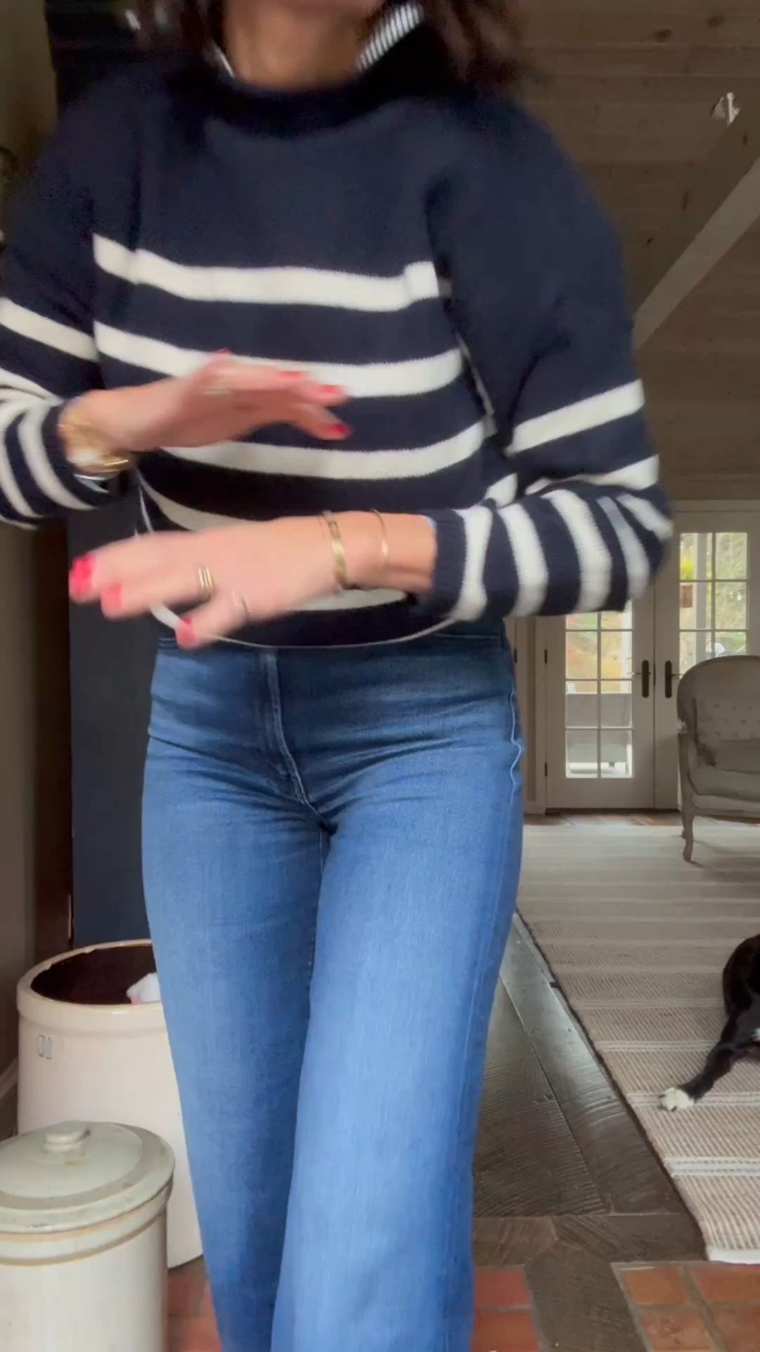 I love @bloomingdales cashmere. It is on sale right now and is a great gift to give yourself or someone this holiday season. If you're looking for a gift, there is a big Men's cashmere sale happening @bloomingdales 3 styles: v-neck, crew-neck, quarter-zip are regular priced at $228 and is over 50% off making them $94.99.
TODAY ONLY!". #ad #bloomingdales @shopltk #likeit 

#LTKFindsUnder100 #LTKHoliday #LTKCyberWeek