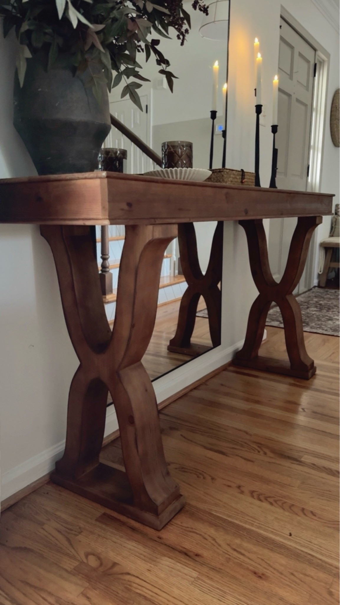 My entryway table 

•made of Solid wood
• Supports up to 350lbs capacity
•Easy assembly with clear instructions
•includes hardware to secure to wall

#LTKHome #LTKSaleAlert
