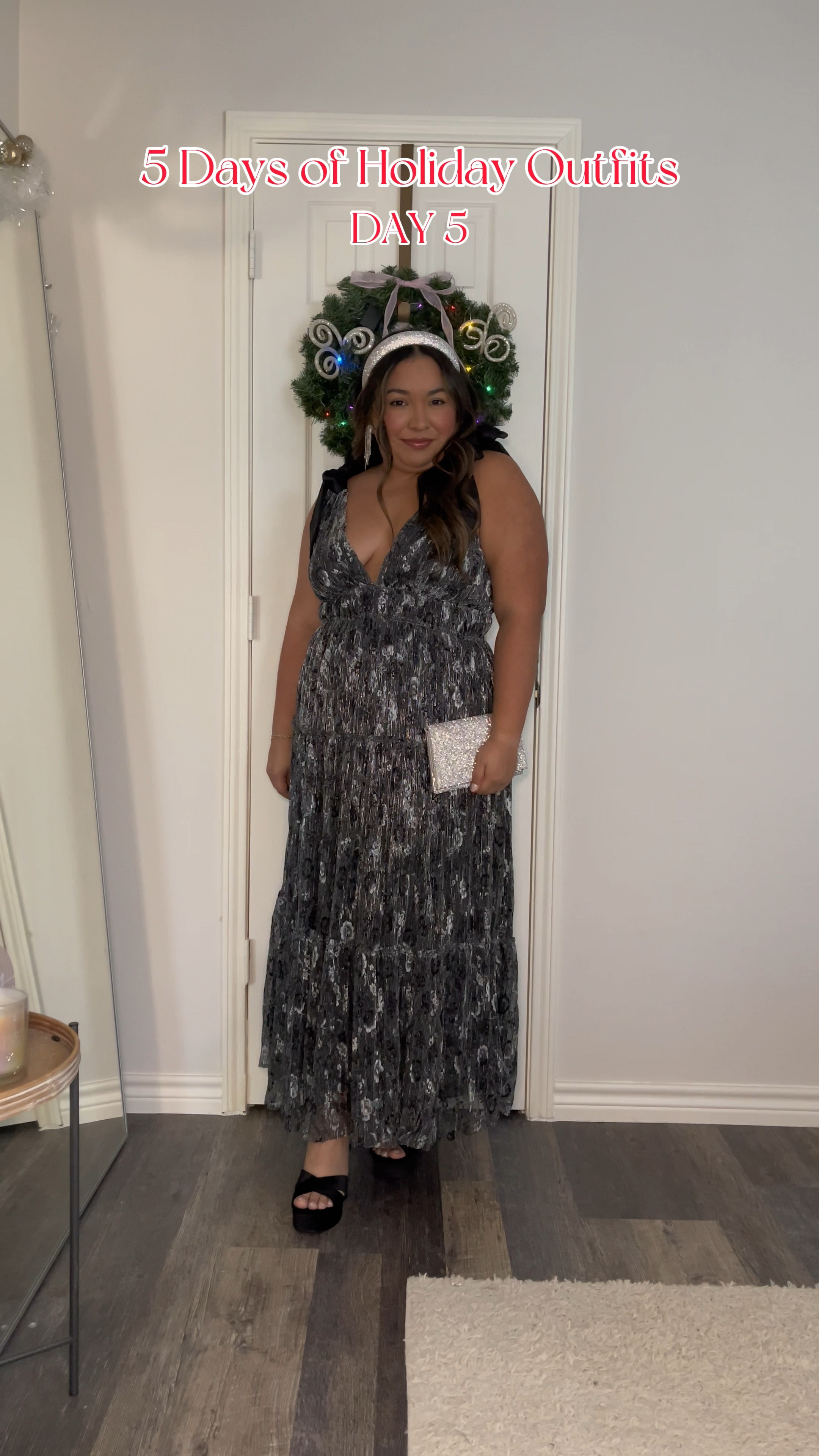 5 Days of Holiday Outfits: Day 5 🖤🥂 

Holiday party outfit, Christmas party outfit, holiday dress, Christmas dress, black dress, nye dress, maxi dress, black heels, silver headband, nye hair, holiday hair

#LTKSeasonal #LTKmidsize #LTKHoliday