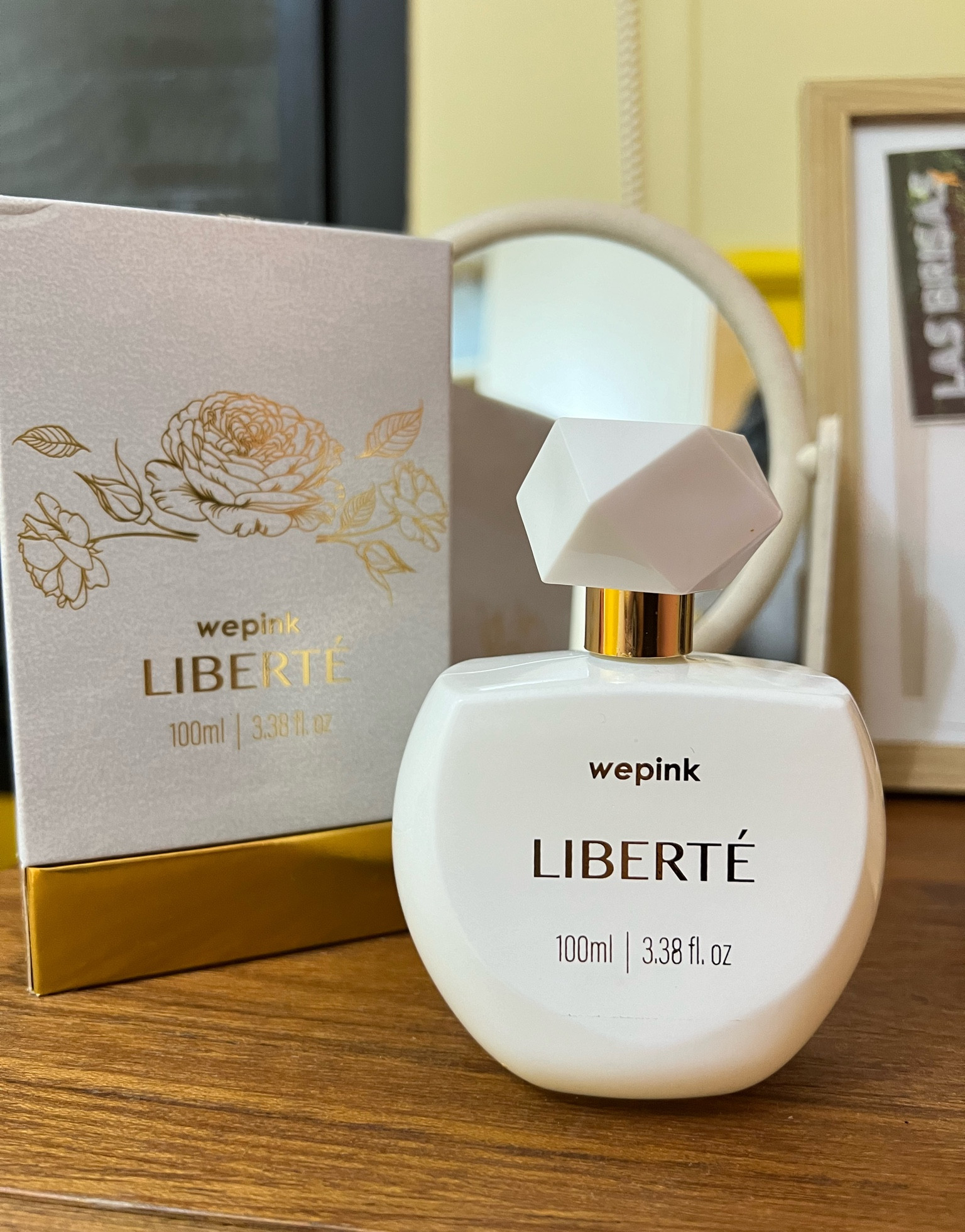 Um perfume de flores brancas bem feminino, clássico e elegante com fixação extrema! 

#LTKbeauty #LTKbrasil