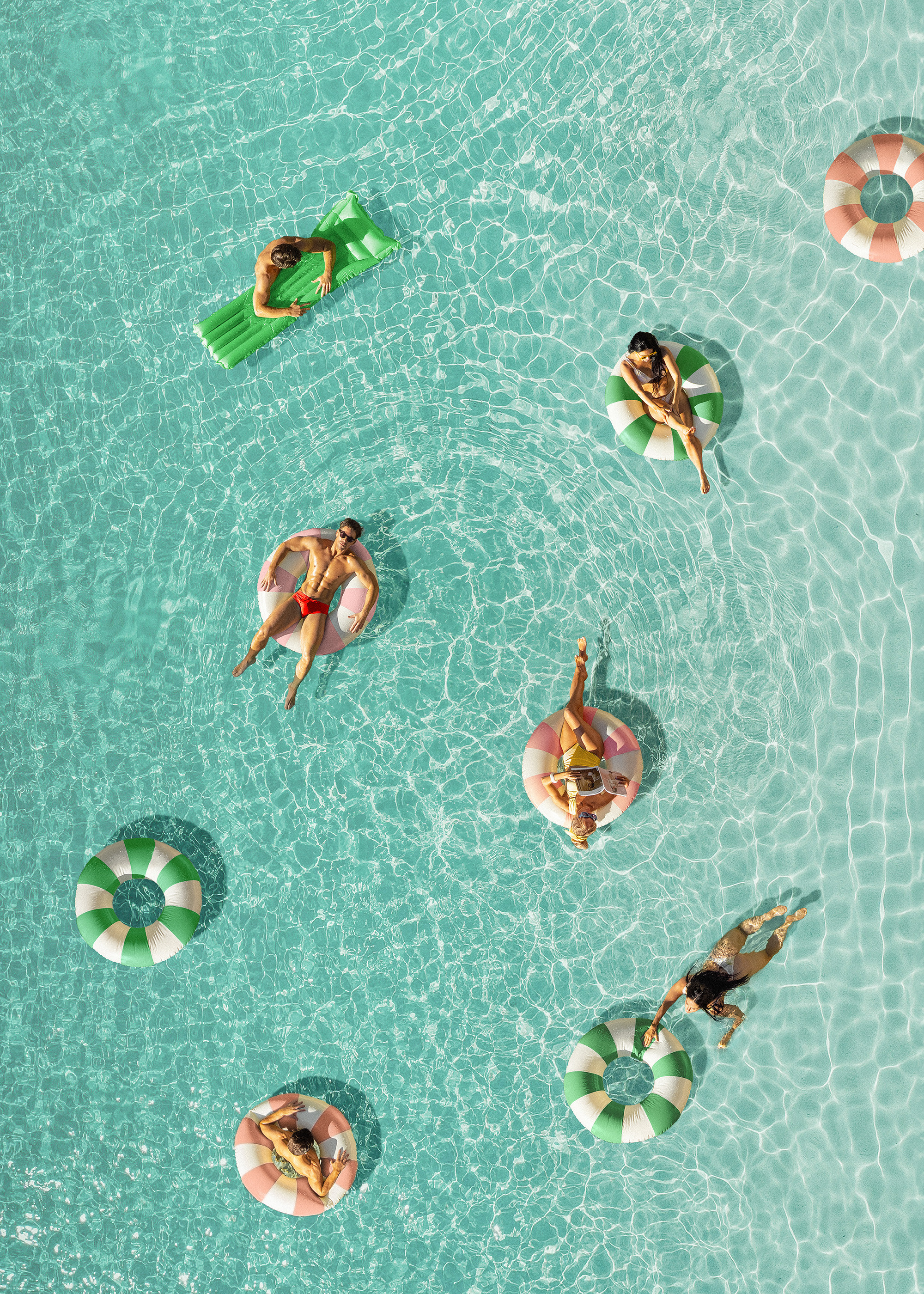 Floating Crowd Print | Desenio