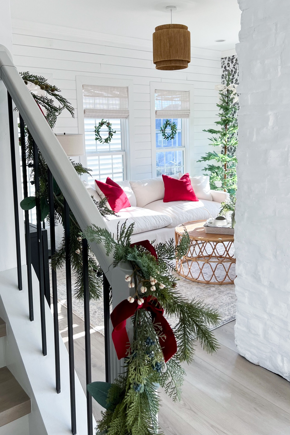 Gahhh the wine red color this season is everything ✨

#LTKSaleAlert #LTKSeasonal #LTKHome