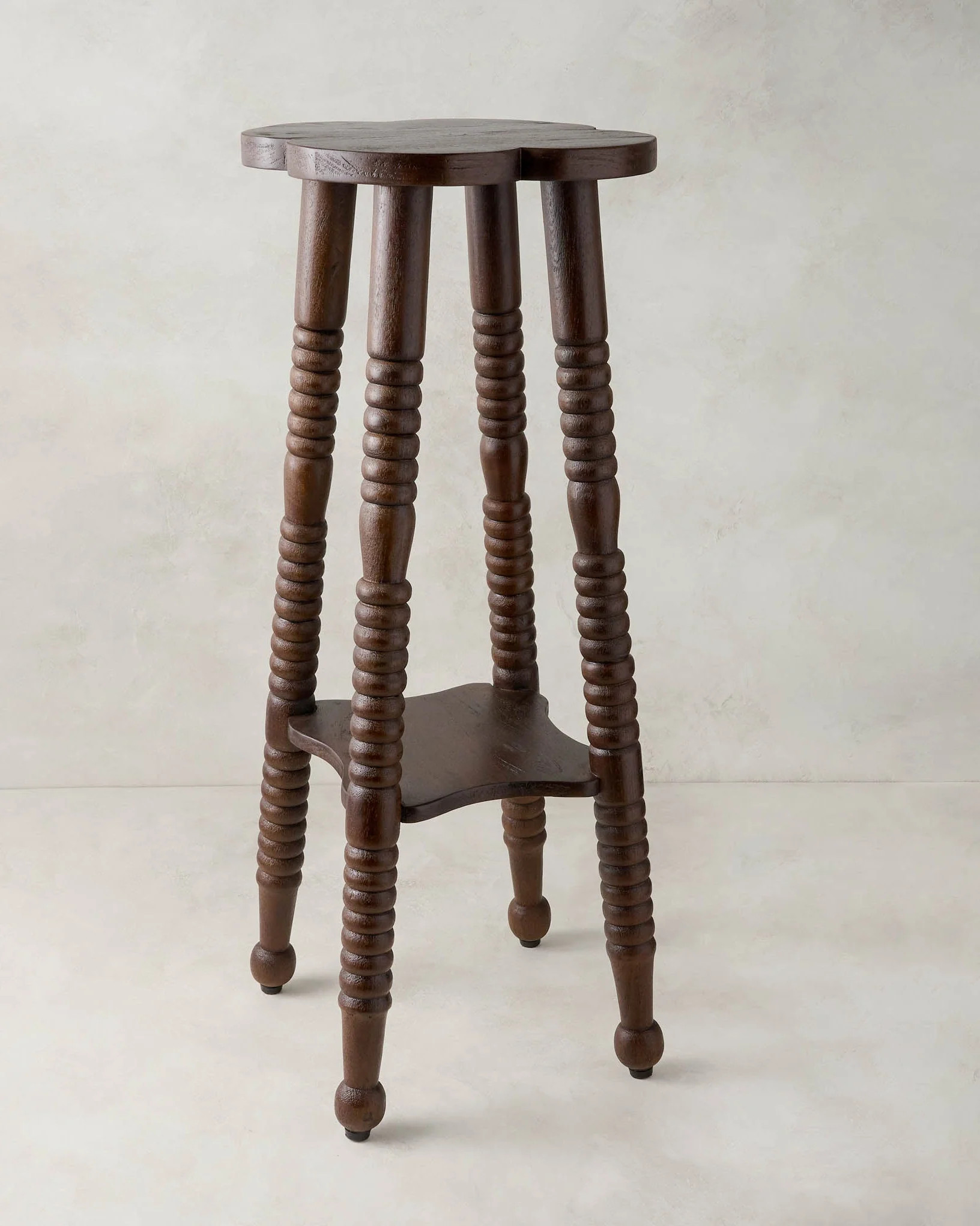 Jude Plant Stand | Magnolia