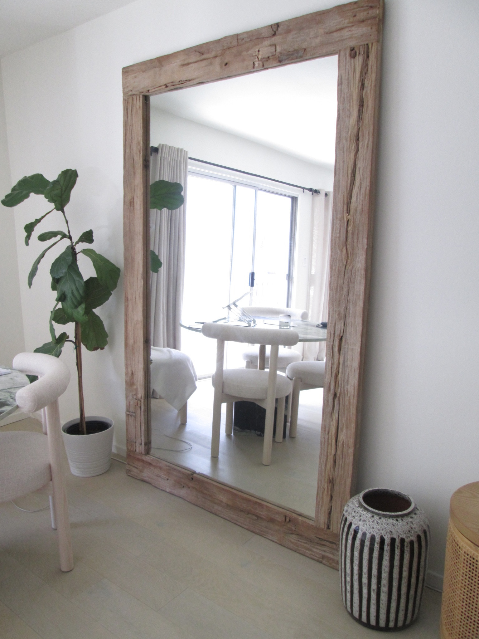 mirror is from still interior & dining table is coco republic 

#LTKhome