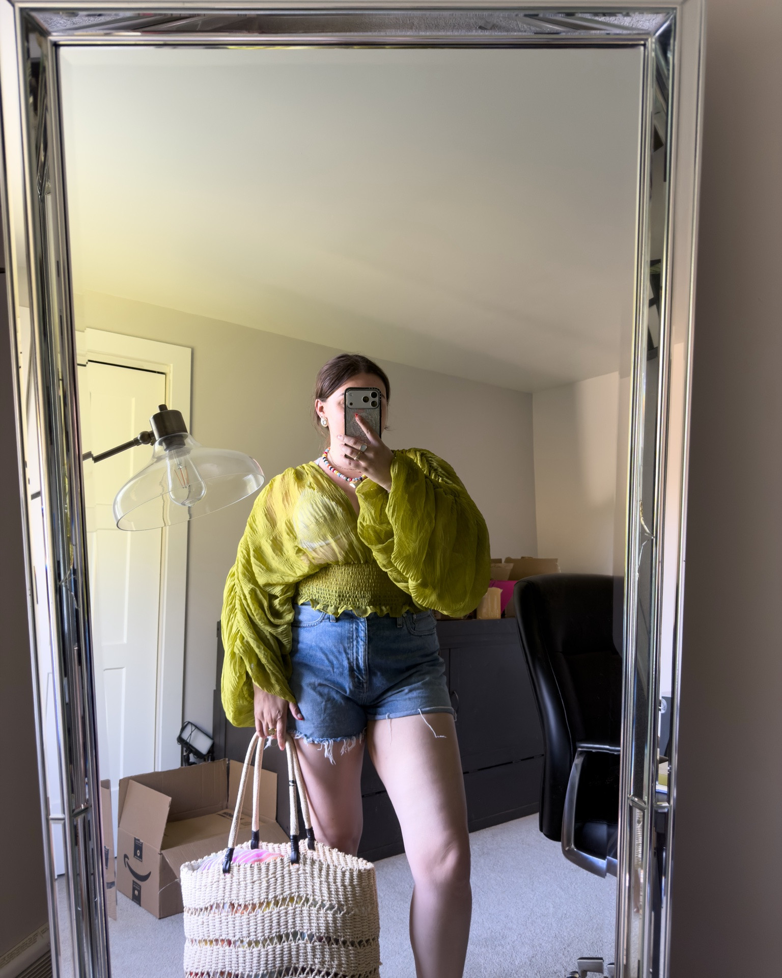 What I wore to the luau this weekend. Such a nice reprieve from the craziness of everything happening 🖤

I’m wearing a M top and size 31 shorts

#LTKdayinmylife #LTKootd #LTKMidsize