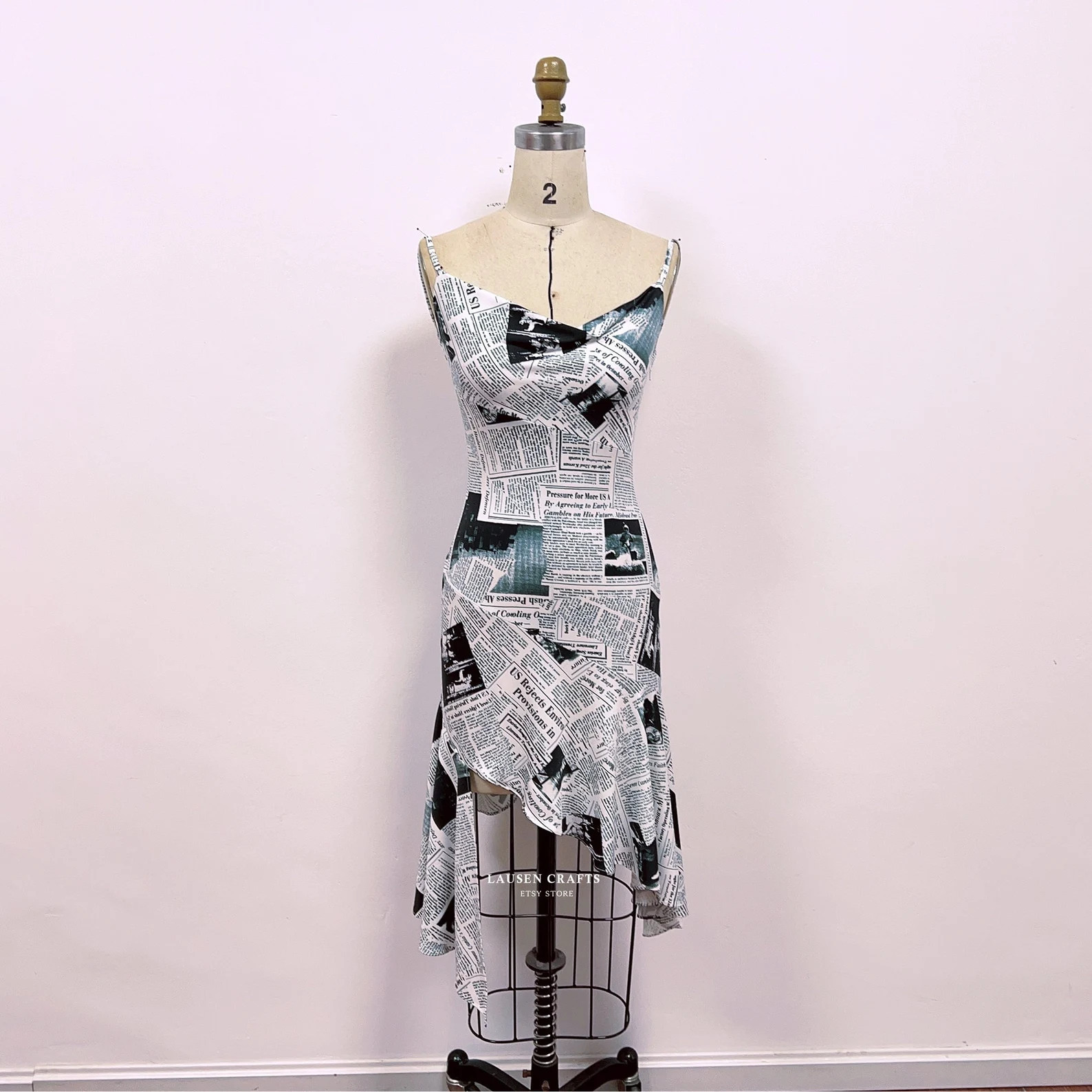 Carrie Newspaper Dress, 90s Cocktail Party Style, Summer Dress - Etsy | Etsy (Global)