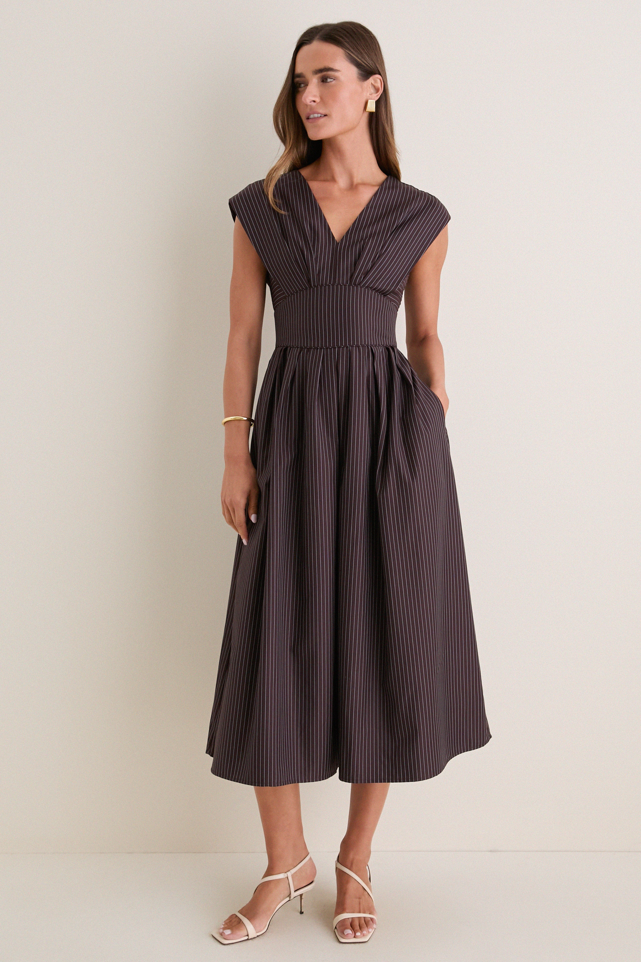 Espresso In Full Bloom Midi Dress | Tuckernuck (US)