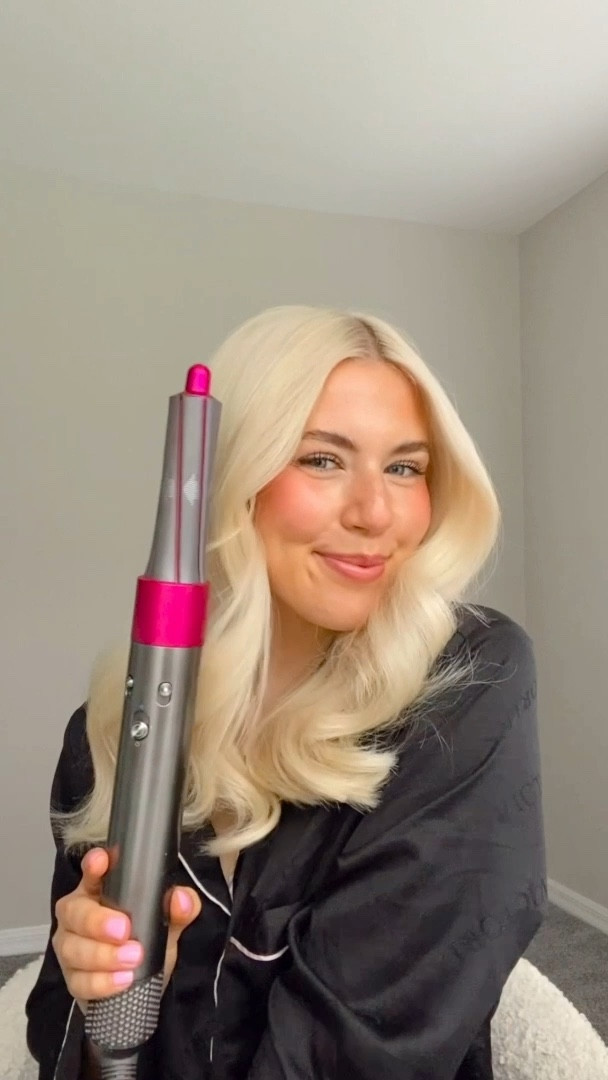 Haven’t used my Dyson Airwrap in sooo long but I’m obsessed all over again🥰🤩💓 these products help make the blowout last a few days which I loveee!!

#LTKbeauty
