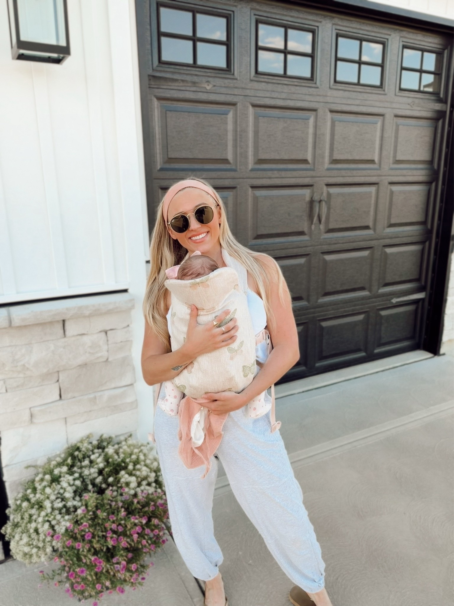 @Aerie @Revolve @American Eagle Outfitters

#LTKmomlife #LTKdayinmylife #LTKBaby