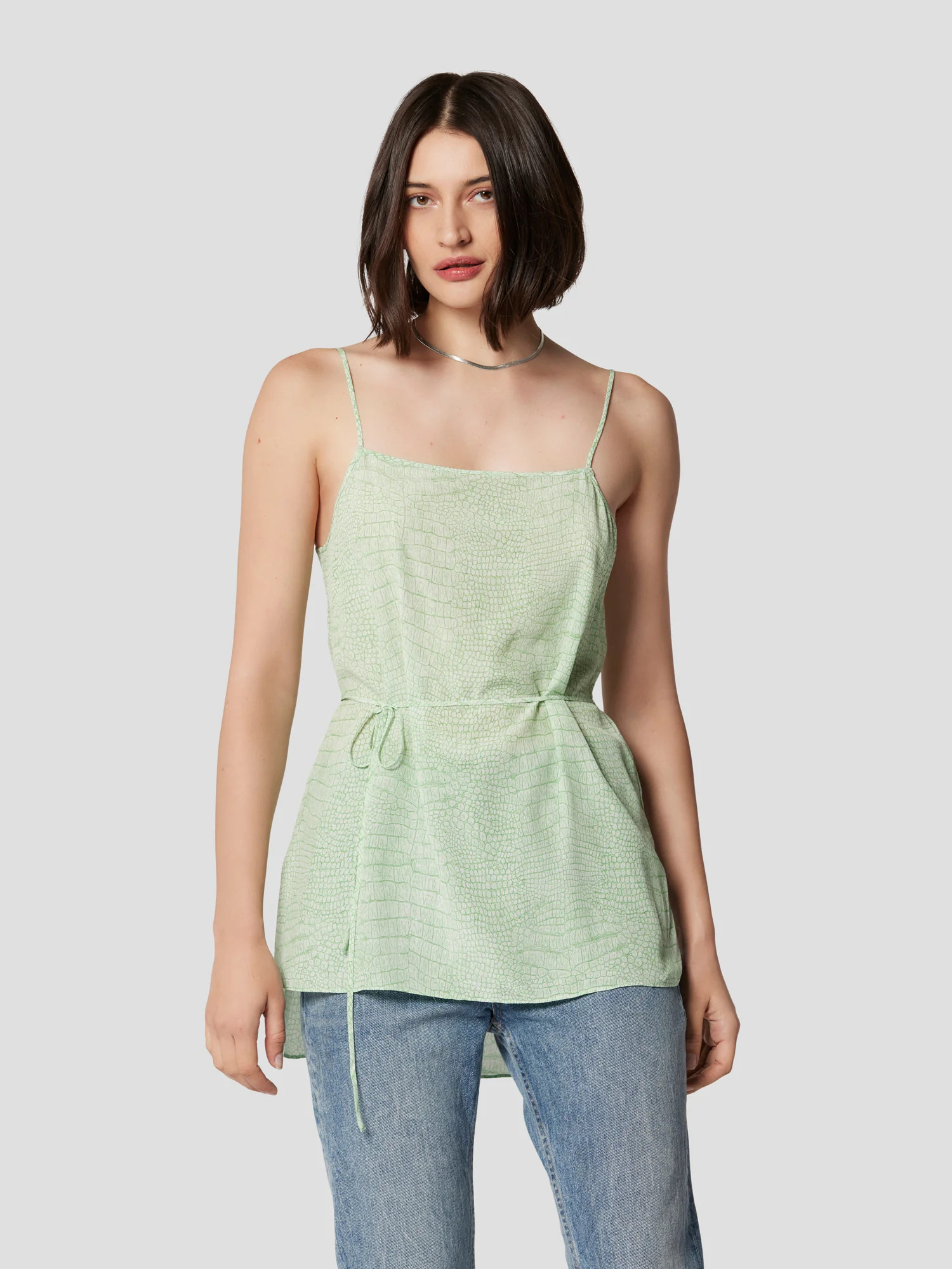 willow sleeveless silk top | Equipment