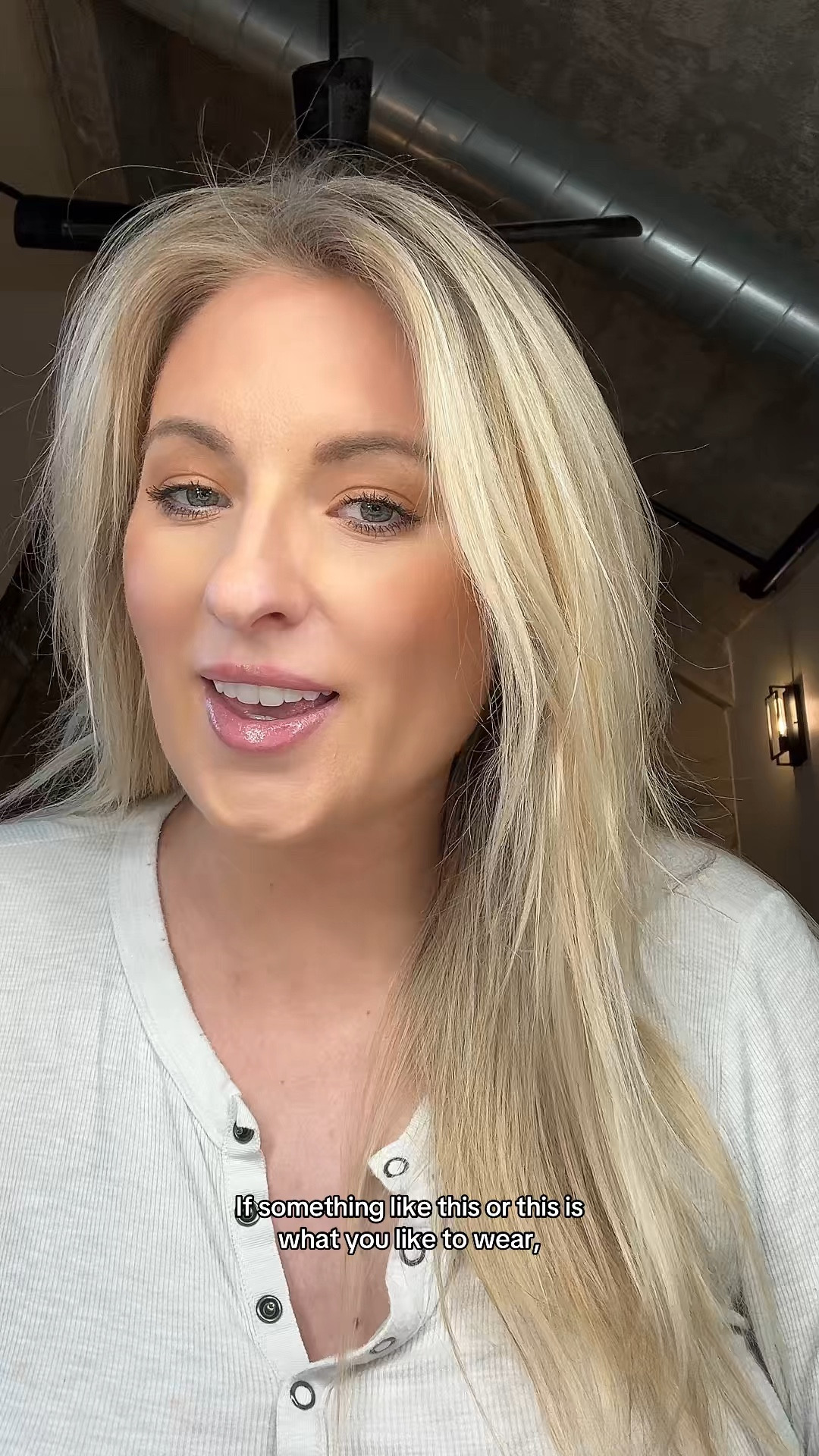 How to style: Spring Dresses with Jackets Outfits 