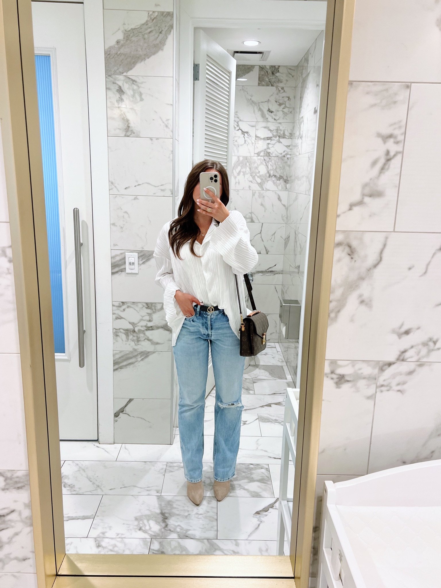 these have my been my go to pair of jeans recently! They are so flattering and fit my fellow curvy girls so nicely!

#LTKcurves #LTKshoecrush #LTKunder100