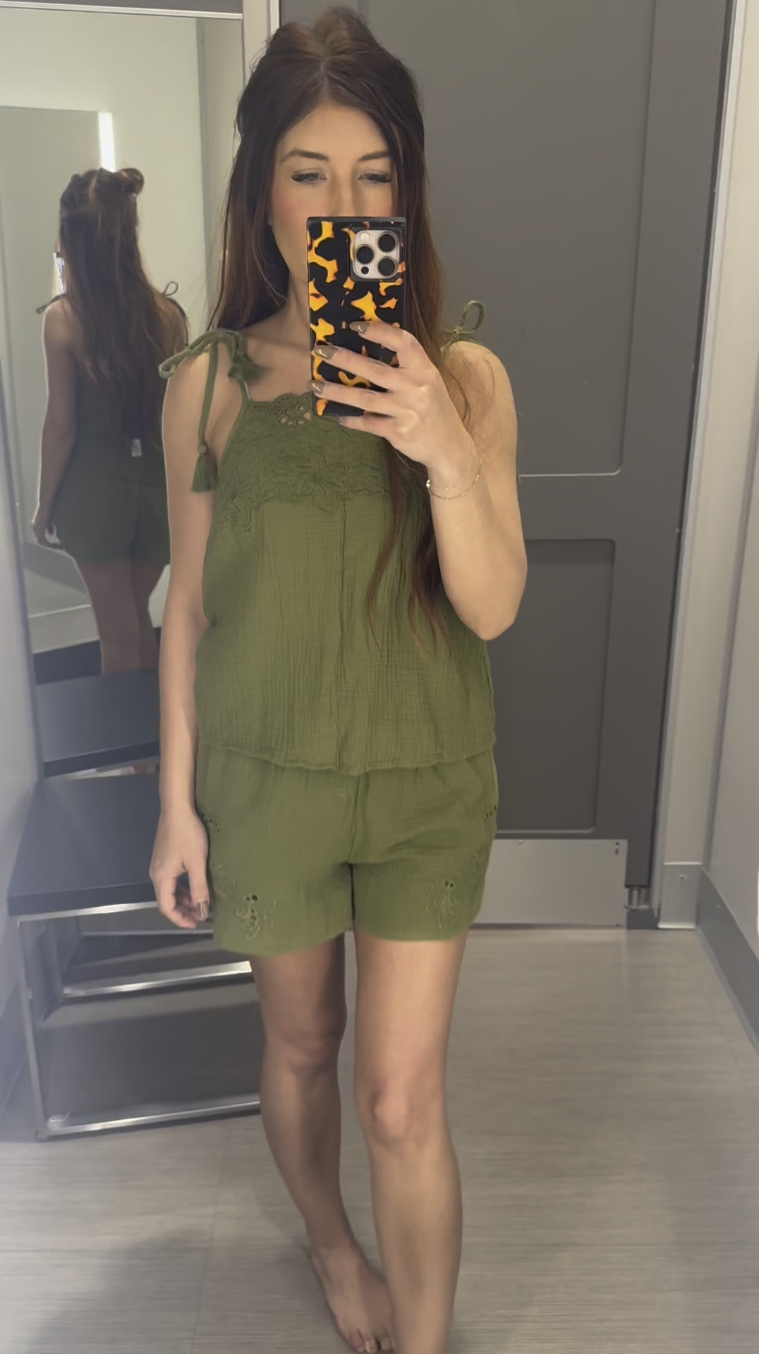 I live for sets 🤩
And if you are a redhead, bonus this green will look 🔥 on you!!!

#LTKgrwm #LTKMothersDay #LTKootd
