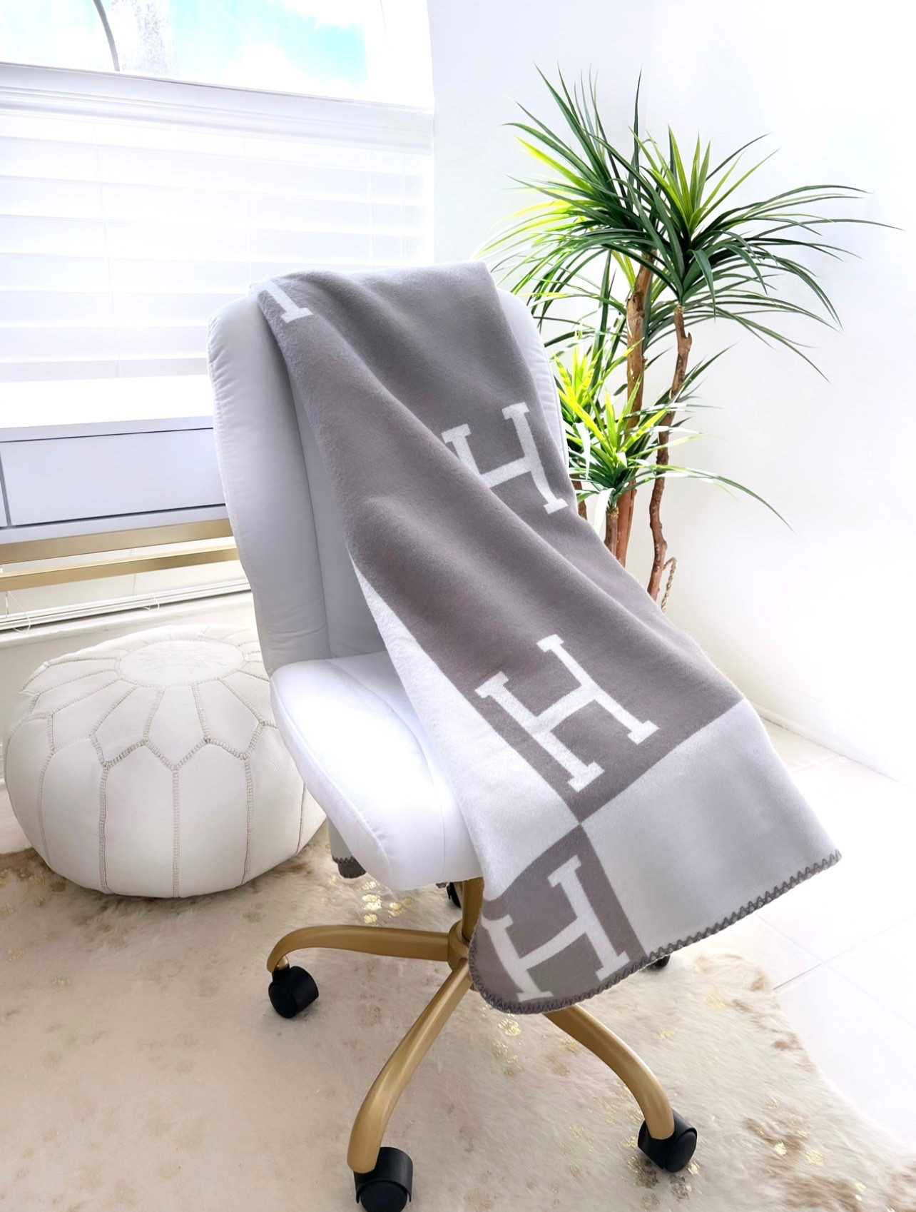 Gift guide:  Home, gift guide, gift guides, gifts for her, gift guide for her, gift ideas for her, gift ideas, holiday gifts, holiday gifting, holiday gift, holiday gift guide, gift guides, gift, gifts, holiday season, holiday gifts 2025



#LTKSeasonal #LTKFamily #LTKStyleTip #LTKItBag #LTKFindsUnder100 #LTKOver40 #LTKHome #LTKU #LTKSaleAlert #LTKFindsUnder50 
 