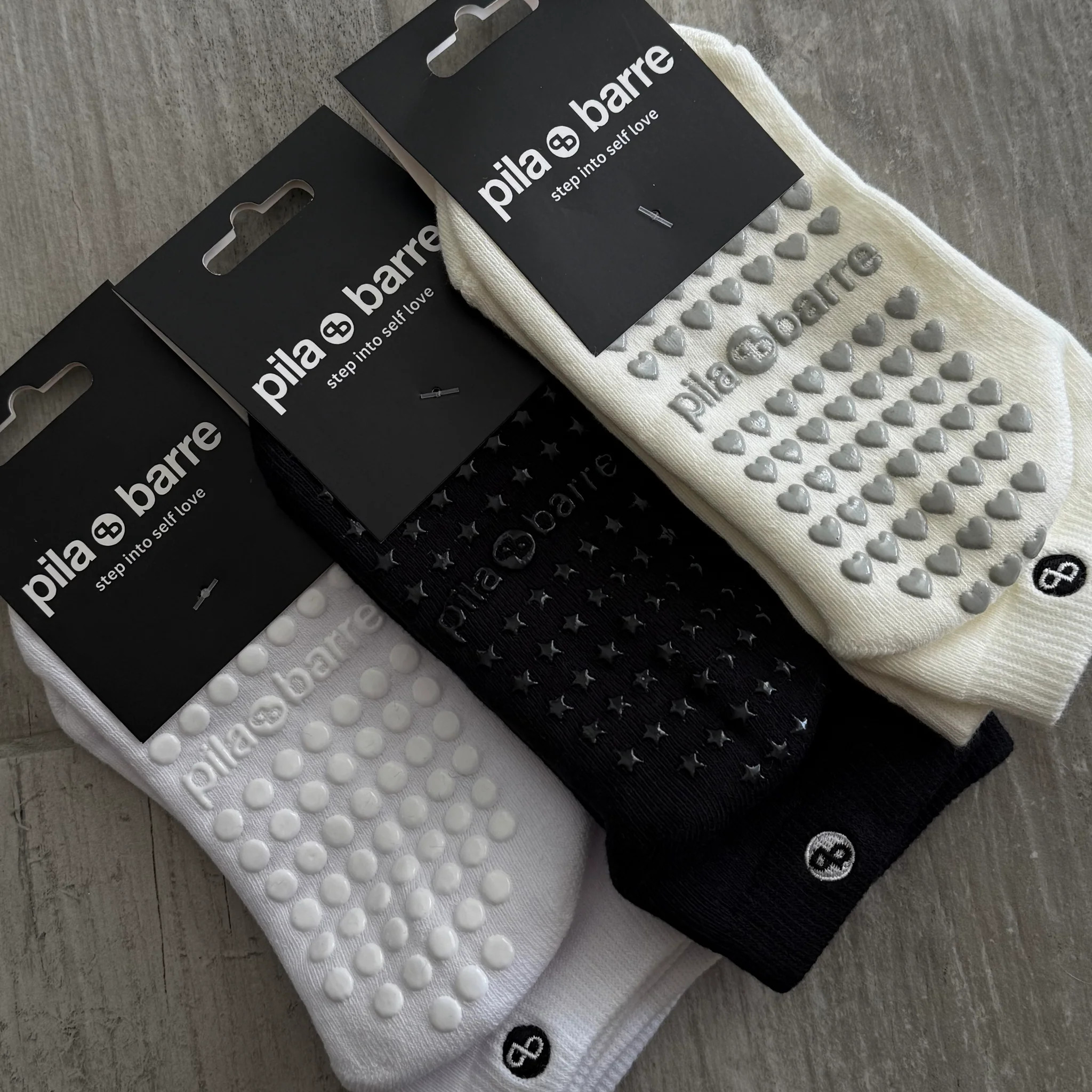 3-Pack PILA Plain Best Low Grip Socks | Pila-Barre