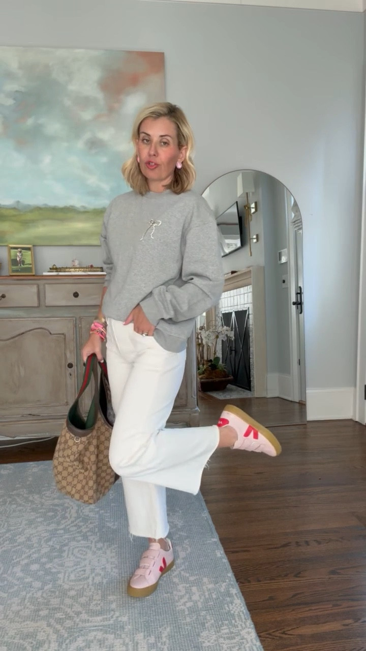 This is such a yes outfit!! I wear these jeans year-round and I have them in the denim color too. This sweater from tar-jay is so elevated! 

Sweater - medium
Anessa - 26
Sneakers - 8


#LTKdayinmylife #LTKmomlife #LTKOver40