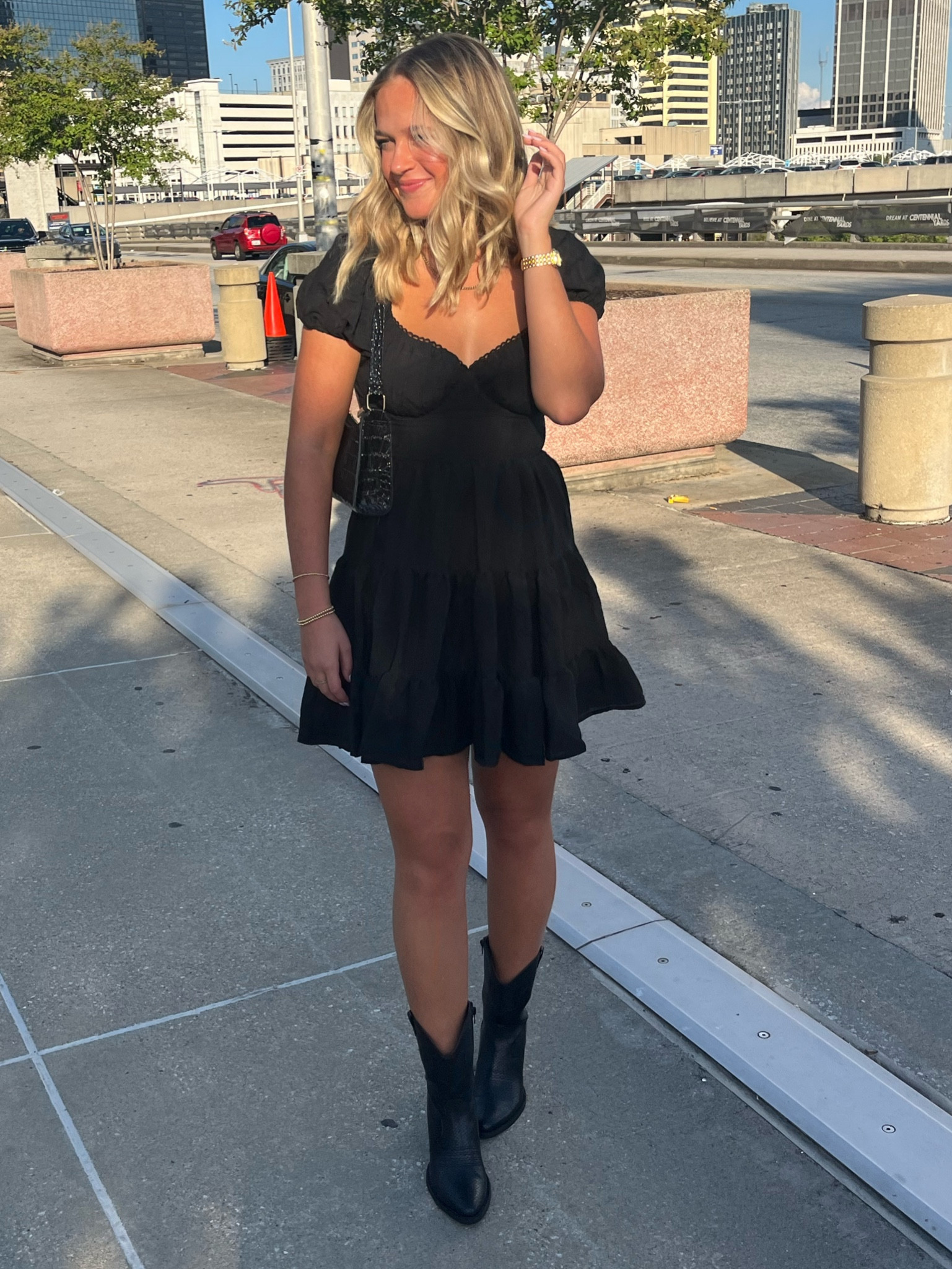 Ootd Inspo!

#princesspolly #dsw #ootd #fashioninspo #shopltkit

#LTKfit #LTKshoecrush #LTKstyletip