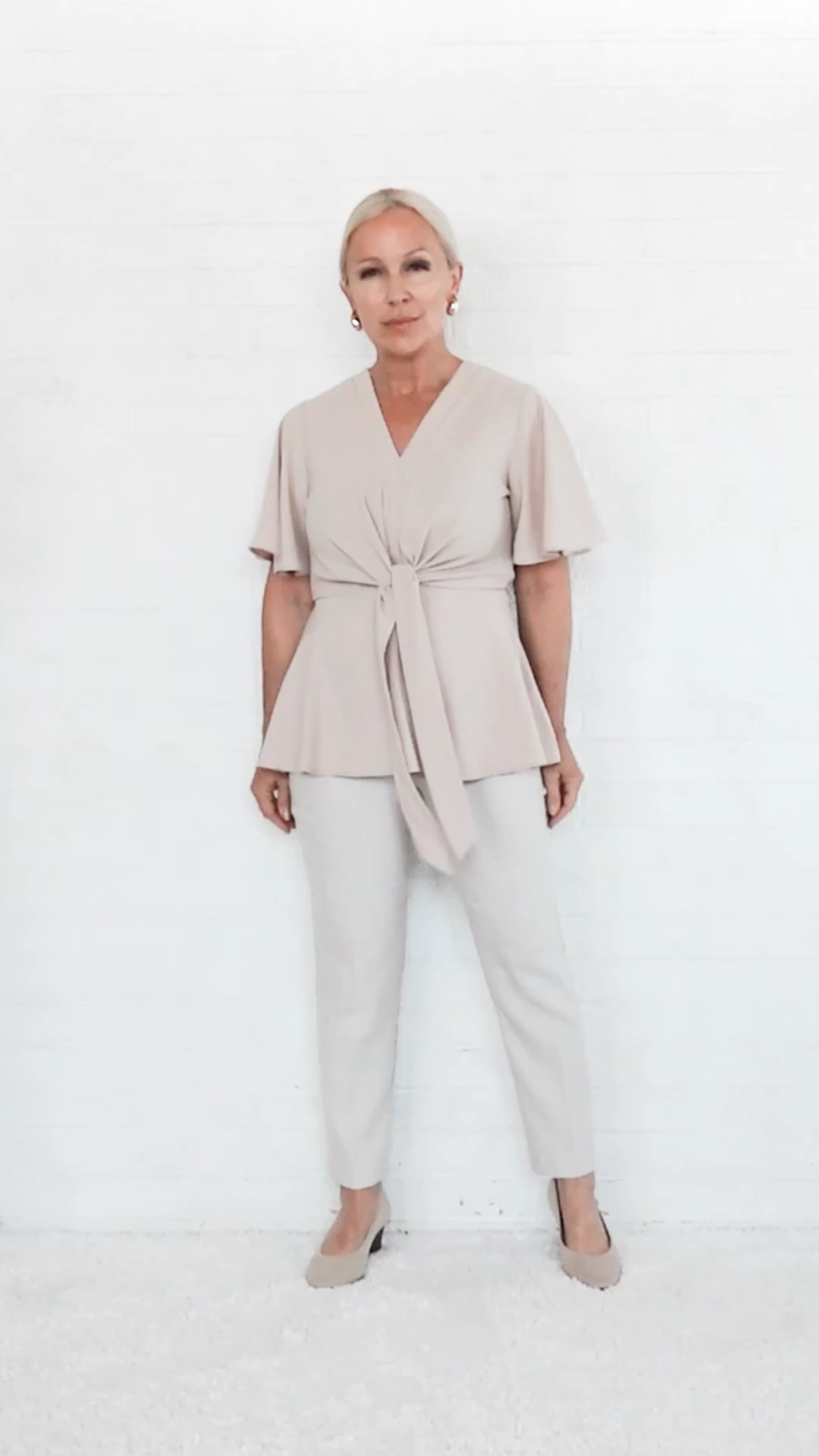 Amazon office outfit covers both the midlife midsection & midlife arms. [ Elegant / Classic Style / Workwear / Neutral / Over 40 / Over 50 / Over 60 ]


#LTKOver40 #LTKWorkwear #LTKFindsUnder50