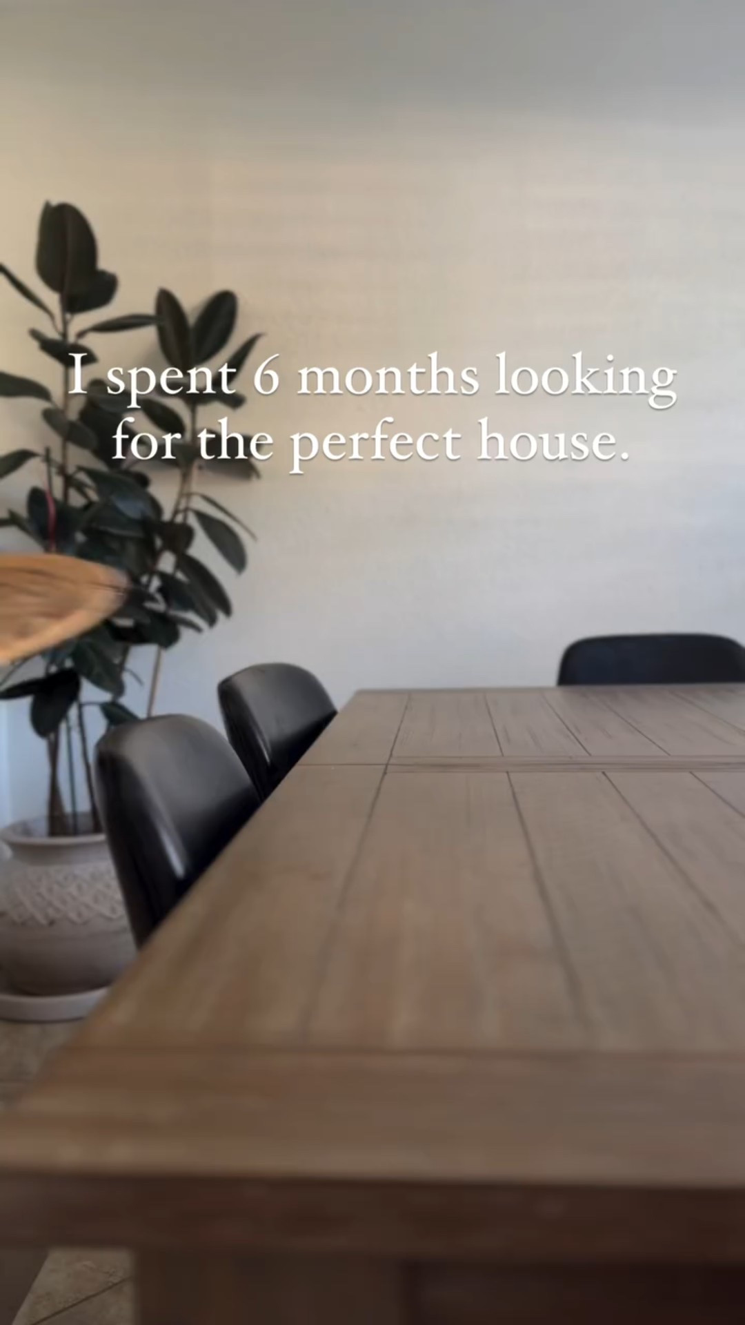 It took us forever to find the right dining table for the new house but it’s finally here and I am LOVING IT! We’ve had several family dinners on it and it’s truly perfect for the space. 

Getting this table has me feeling very inspired to start thinking about this room - today on the blog I’m sharing aaaaall my inspiration for how I want the dining room to look. 👀🎉