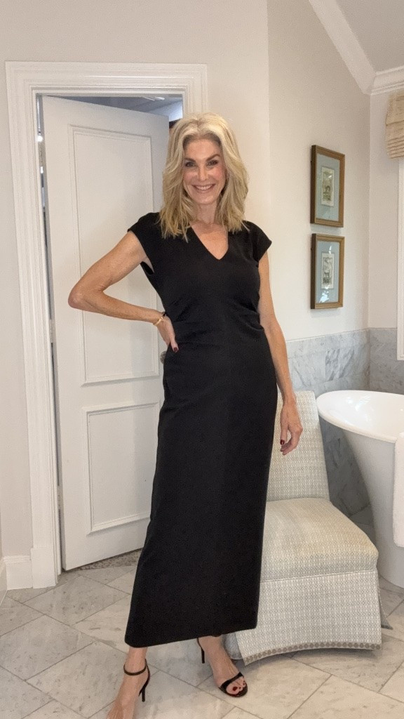 Chic black dress for fall! Size S

#LTKSeasonal #LTKootd #LTKOver40