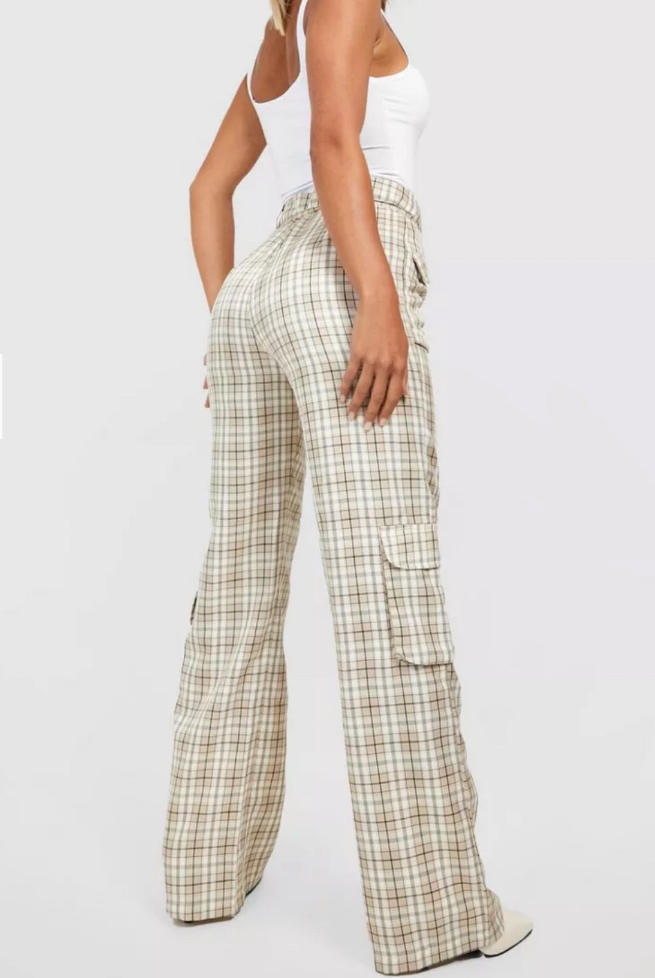 Fall pants 🍂

Plaid, long pants, warm, street style, fashion, statement, comfortable, cute, green, autumn, cargo pants, school outfit, seasonal, college, class, lecture

#LTKfit #LTKSeasonal #LTKstyletip