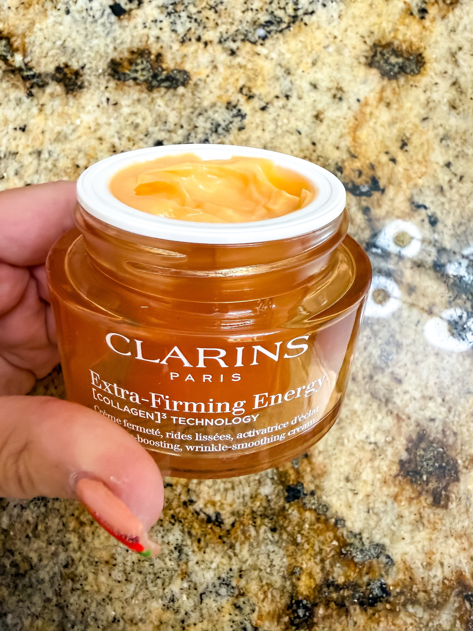 Love this Clarin’s moisturizer

#LTKPetite #LTKBeauty #LTKselfcare