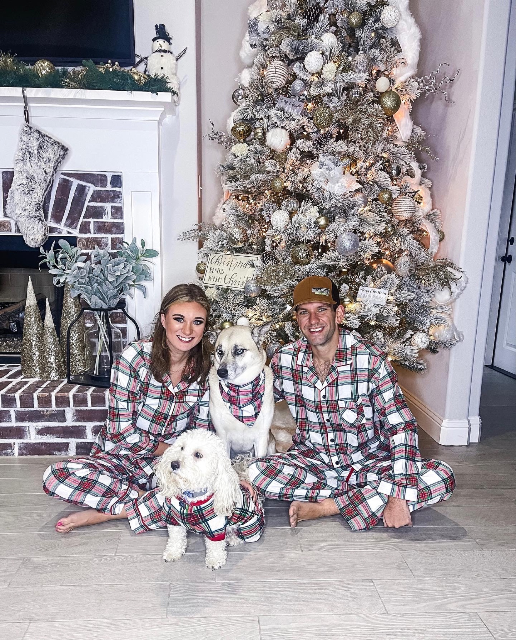 Matching Christmas pajamas ❤️💚
Dog
Couple pajamas
Christmas decor 
Christmas outfit 
Family time 
Family pictures

#LTKSeasonal #LTKstyletip #LTKfamily
