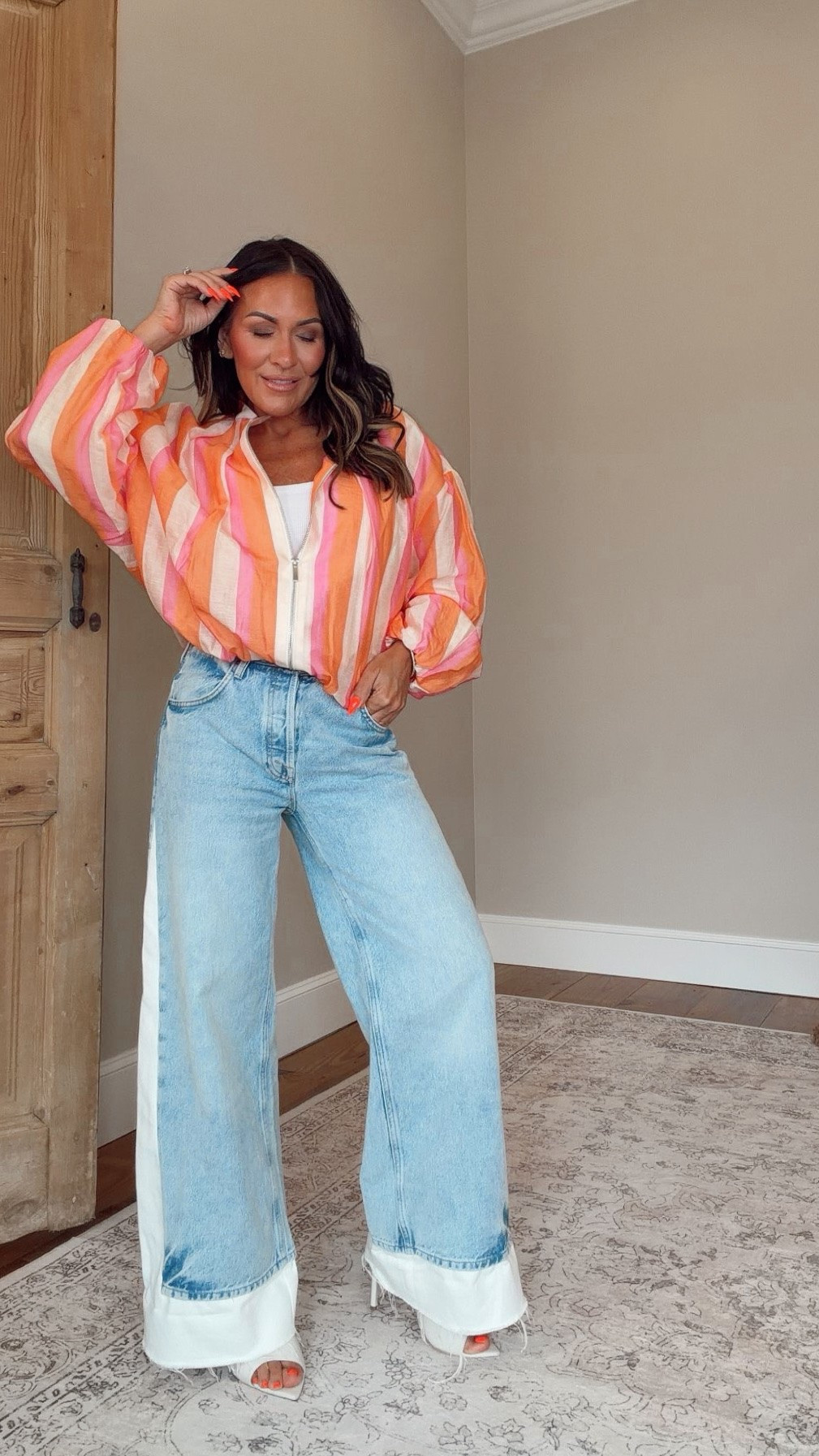 Completely in love with this fit 

Wearing size xs in jacket and tank 
24 in jeans