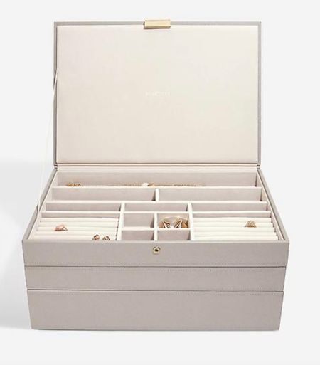 Jewelry organizer 


#LTKsalealert #LTKSpringSale