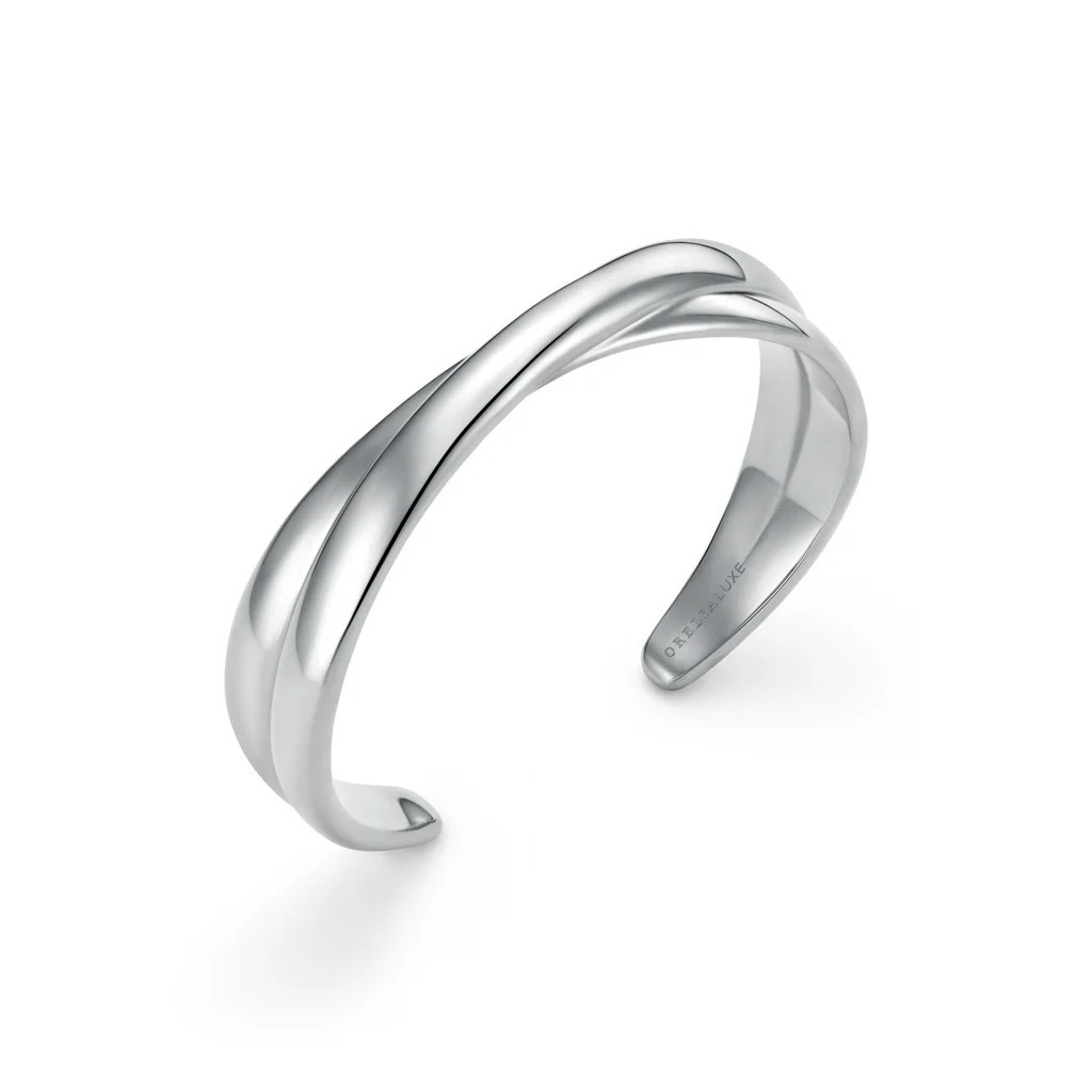 LUXE Polished Cross Bangle - Silver | Orelia
