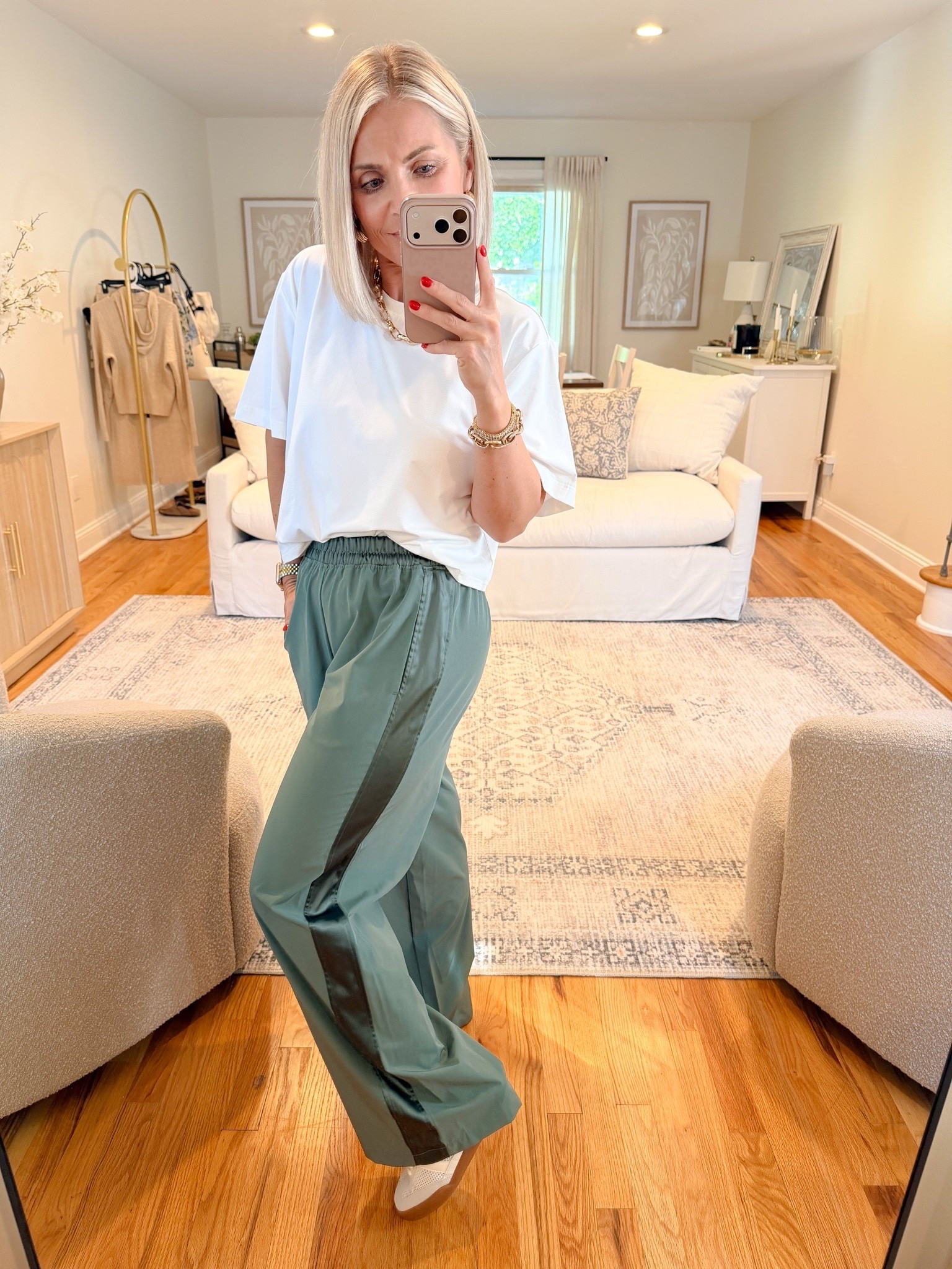 Walmart Outfit Inspo 💖


Fall outfits, fall fashion, Walmart finds, Walmart fashion, Walmart new arrivals, fall outfit inspo, casual fall outfits, casual outfits, fall sweaters, midsize fashion, petite style

#LTKSeasonal #LTKMidsize #LTKPetite