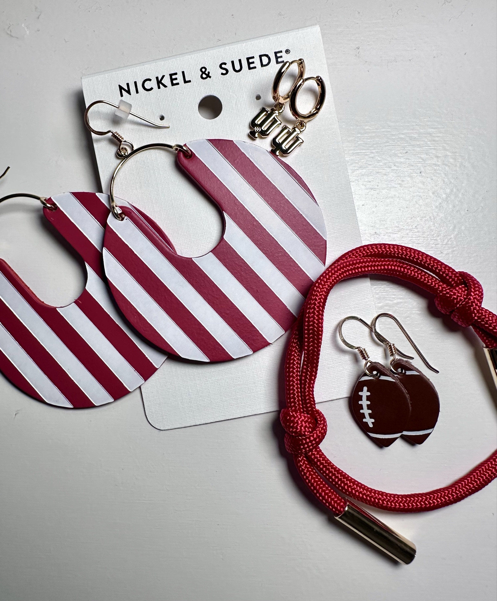 #ad Hoosier gameday accessories for my Indiana fans ❤️🤍✨
These @nickelandsuede pieces are the perfect accessories for any Hoosier outfit and such a cute way to elevate your IU gameday looks!

I’ve linked each product in my LTK Shop so you can shop directly from there and learn more about Nickel & Suede’s pieces right in the LTK app.
#liketkit #nickelandsuede

#LTKBeauty #LTKGiftGuide #LTKFindsUnder100