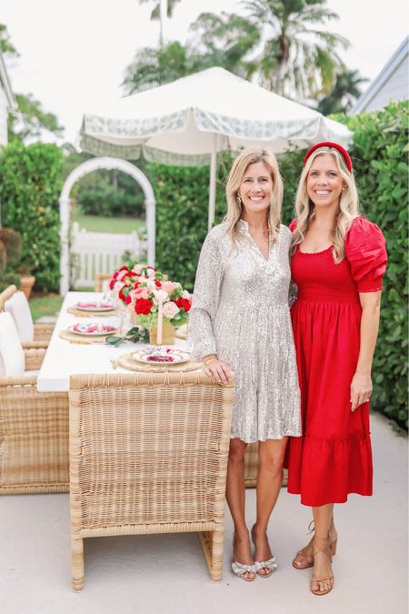 Holiday reds and sequins ✨ ❤️ We rounded up some of our favorite red and sequin dresses for you in @shop.ltk! 

#LTKHoliday #LTKSeasonal