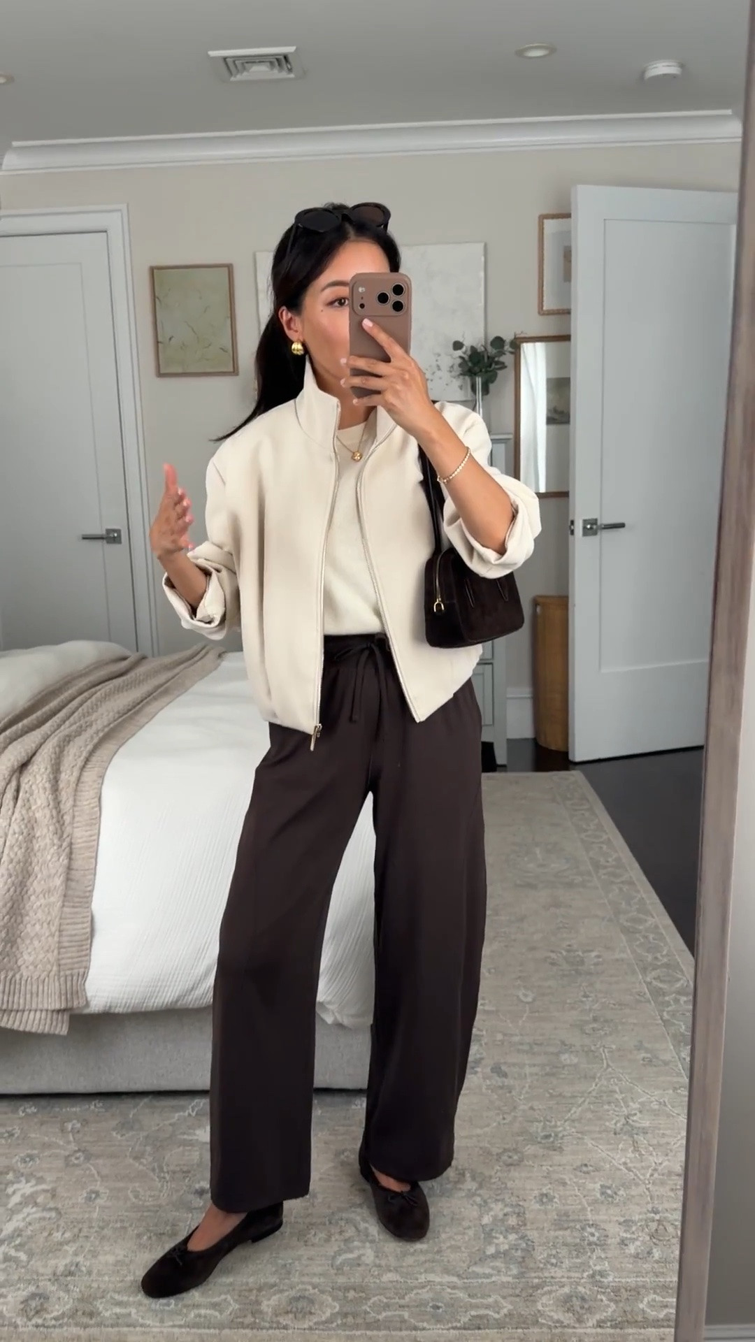 The pants linked are correct! It’s bc it is convertible you can cinch OR uncinch. 
• pants sz 2 Short 25”, petite friendly. these are mid rise on me. very soft fabric same as their align leggings  
• Aritzia sweater XS sized up for a little slouchy 
• zara jacket XS sleeves folded up 
• Madewell suede bag 

Lululemon lounge / travel, petite friendly yoga or pilates pants, easy casual mom outfit

#LTKPetite #LTKSeasonal #LTKmomlife