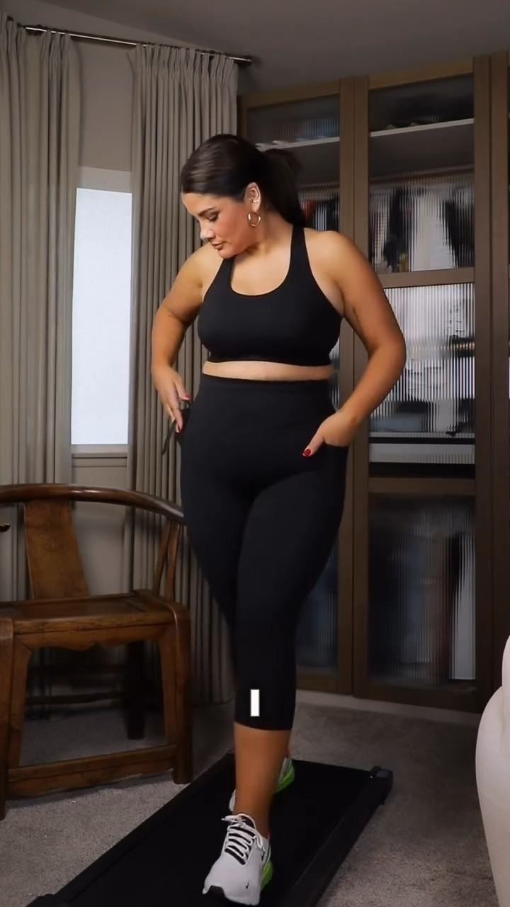 LOVED these leggings! Completely snatched! 

🔗 
https://amzlink.to/az0ZM19FX2Apn

#FrankieTavares #Workoutgear #Midsize #workout #Hotgirlwalk

#LTKOver40 #LTKselfcare #LTKActive