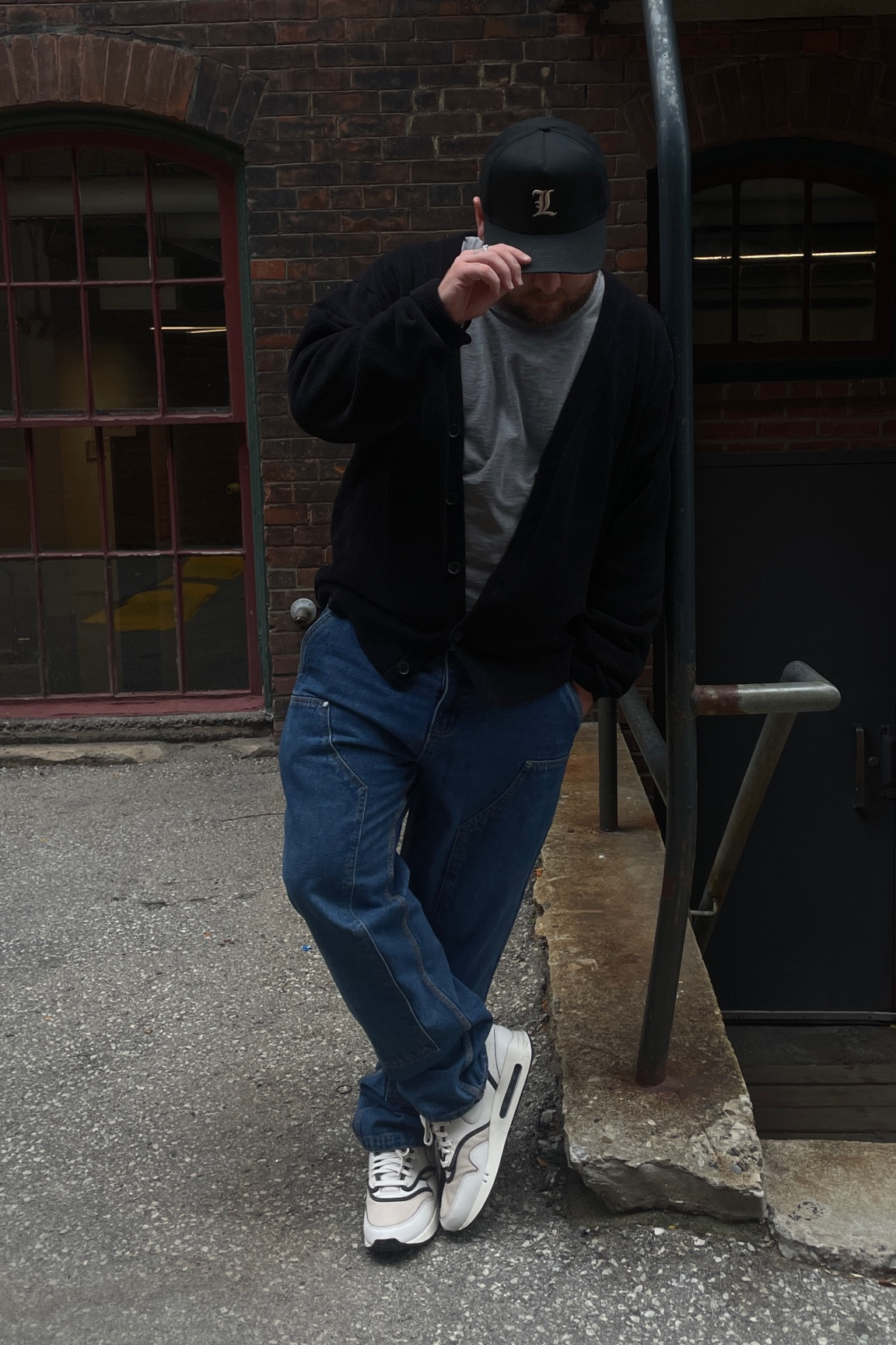 Wearing these workwear inspired double knee denim, with a baggy soft cardigan. 
90s inspired casual fit for today. 

#ootd #grwm #90s #baggyfit #streetwear #cardigan #sweaterweather #tattoos #2xl #bigguy #fallfashion #inspo #mensbasics #mensstyle


#LTKmens #LTKmidsize #LTKworkwear