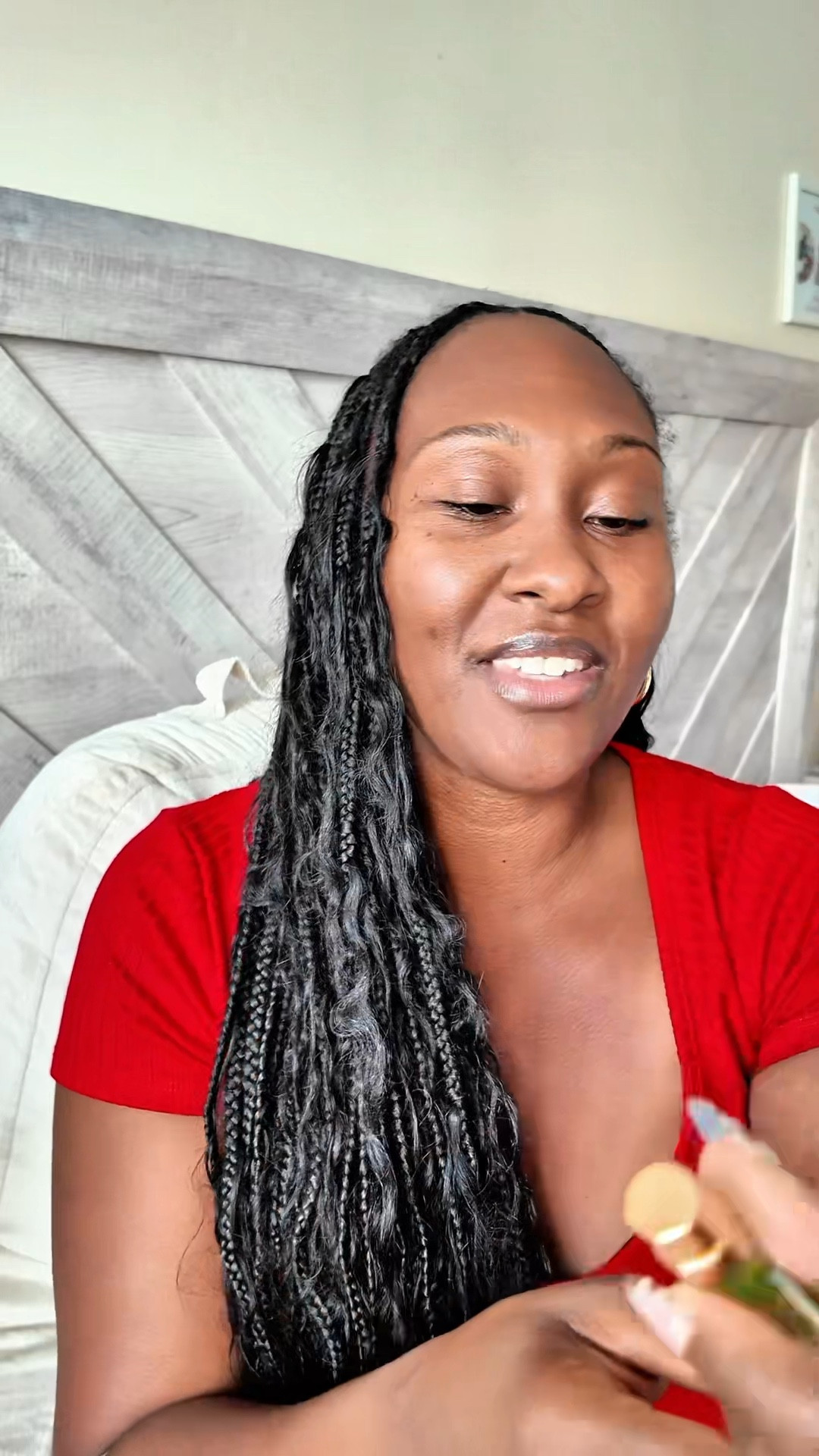 ✨ Fragrance Friday ✨
There’s something timeless about Marc Jacobs Daisy Eau de Toilette—it’s fresh, feminine, and perfect for everyday wear. 🌼 With notes of wild strawberry, violet petals, and jasmine, this fragrance is light yet unforgettable.

If you’re looking for a signature scent that feels playful, elegant, and youthful, Daisy is one you’ll want in your collection. 💕

💬 Tell me: Have you tried Daisy before? Would you wear it as a daily fragrance or save it for special occasions?

#FragranceFriday #MarcJacobsDaisy #PerfumeLovers #FragranceReview #SignatureScent
