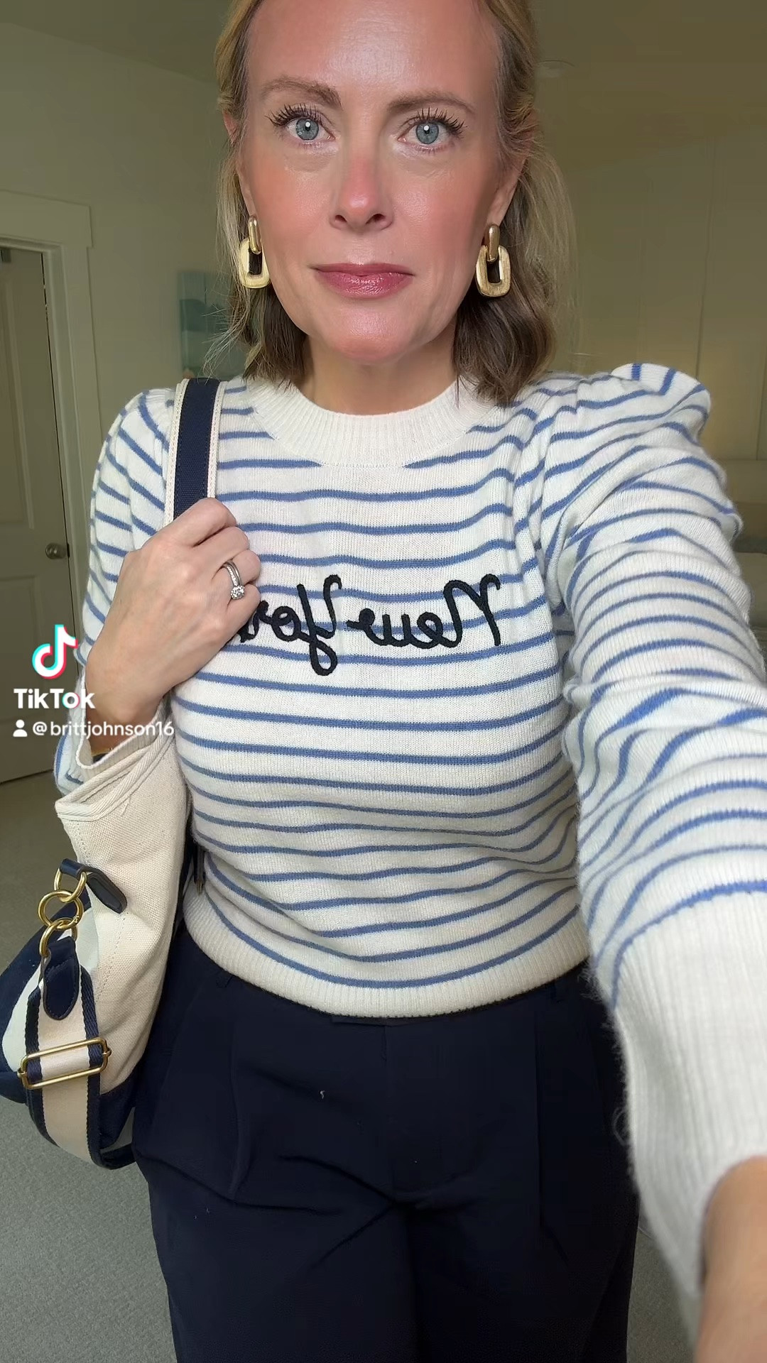 100% cashmere sweater from Walmart!! 

Sweater in a size medium 
Shorts in a size 10

#LTKootd #LTKOver40 #LTKMidsize