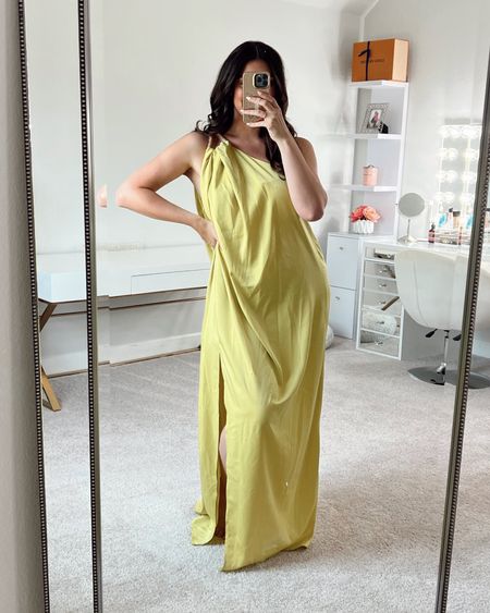 Our favorite dress!😍💛 this dress is tall girl friendly! I’m 5’11 and wore 2 inch heels with this gown and the length was perfect👌🏼

Also it’s ON SALE!

Wedding guest dress, wedding guest gown, summer gown, yellow dress, summer event, affordable gown, affordable dress, sale

#LTKfindsunder50 #LTKwedding #LTKmidsize