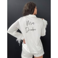 Custom White Pajama Set, Bride Set With Feathers, Feather Pajamas Personalized, Pj Gift For Bride | Etsy (US)