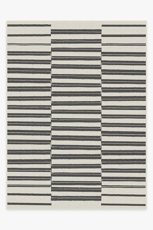 Outdoor Offset Stripe Black Rug | Ruggable