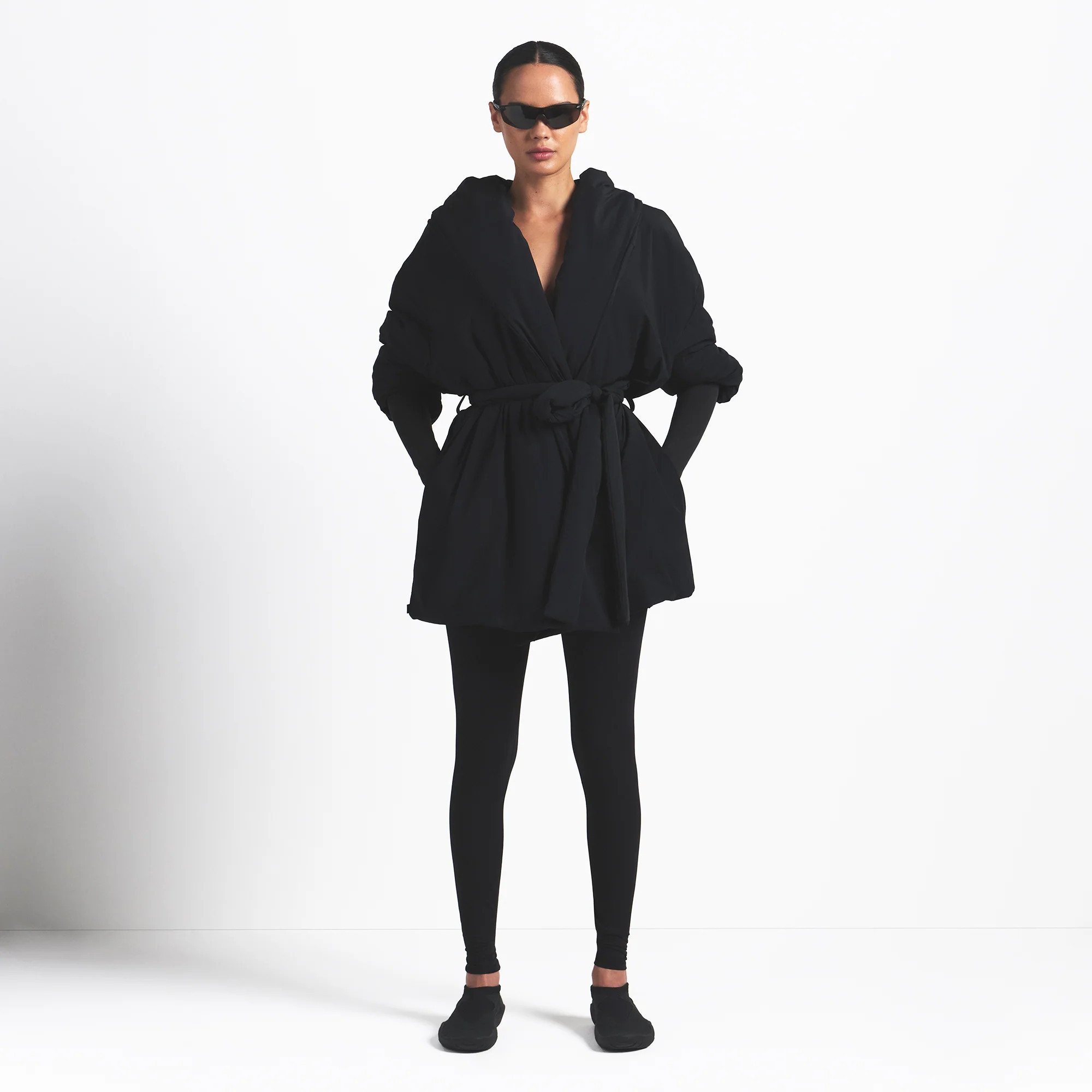 SKIMS Wrap Coat | Black | Small | NikeSKIMS Woven Nylon | SKIMS (US)