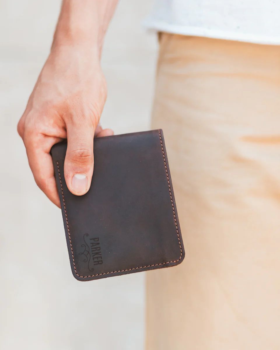 Bifold Wallet Engraved | Addstyleco