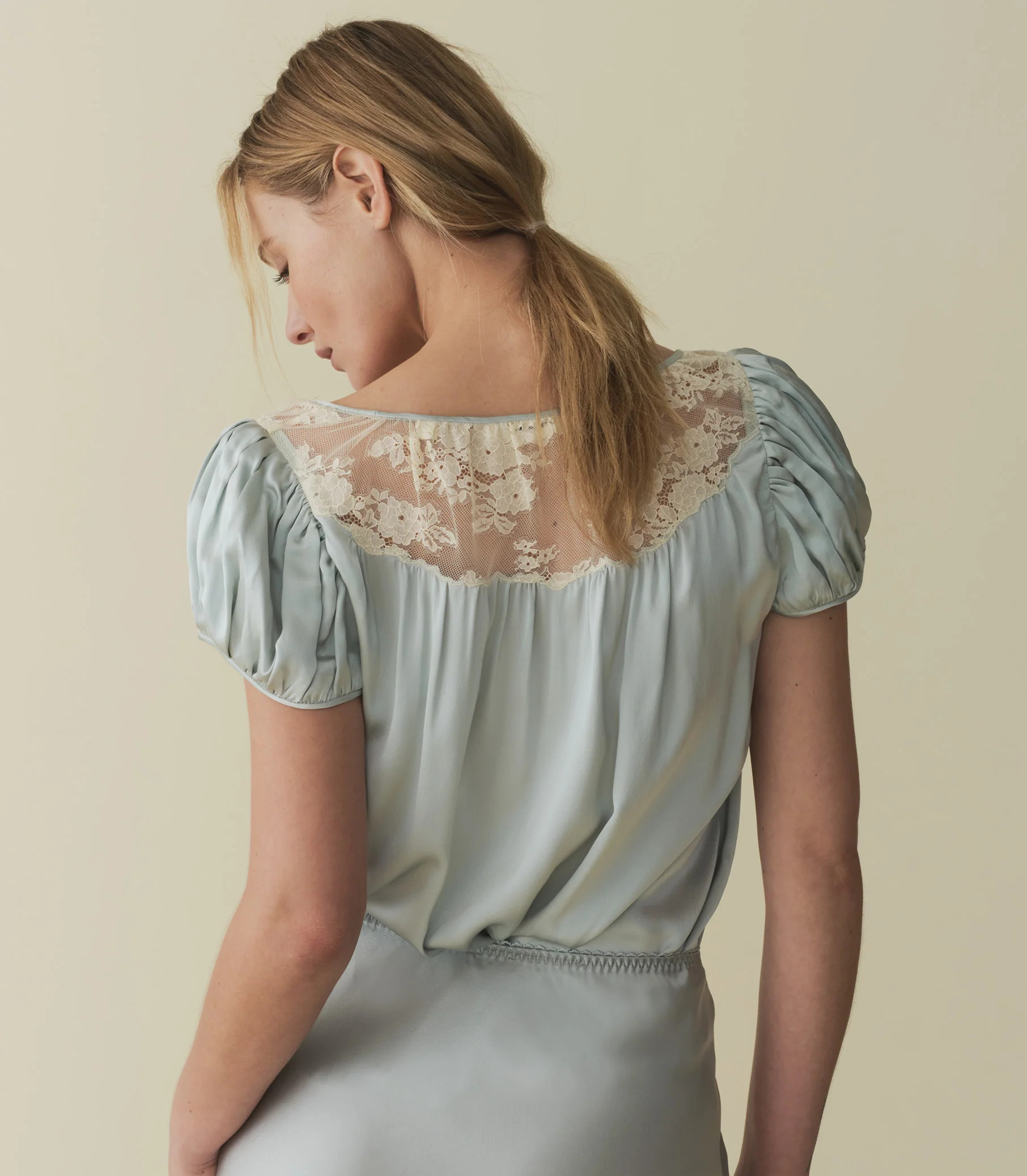 CAMRI TOP -- DUSTY BLUE | DOEN