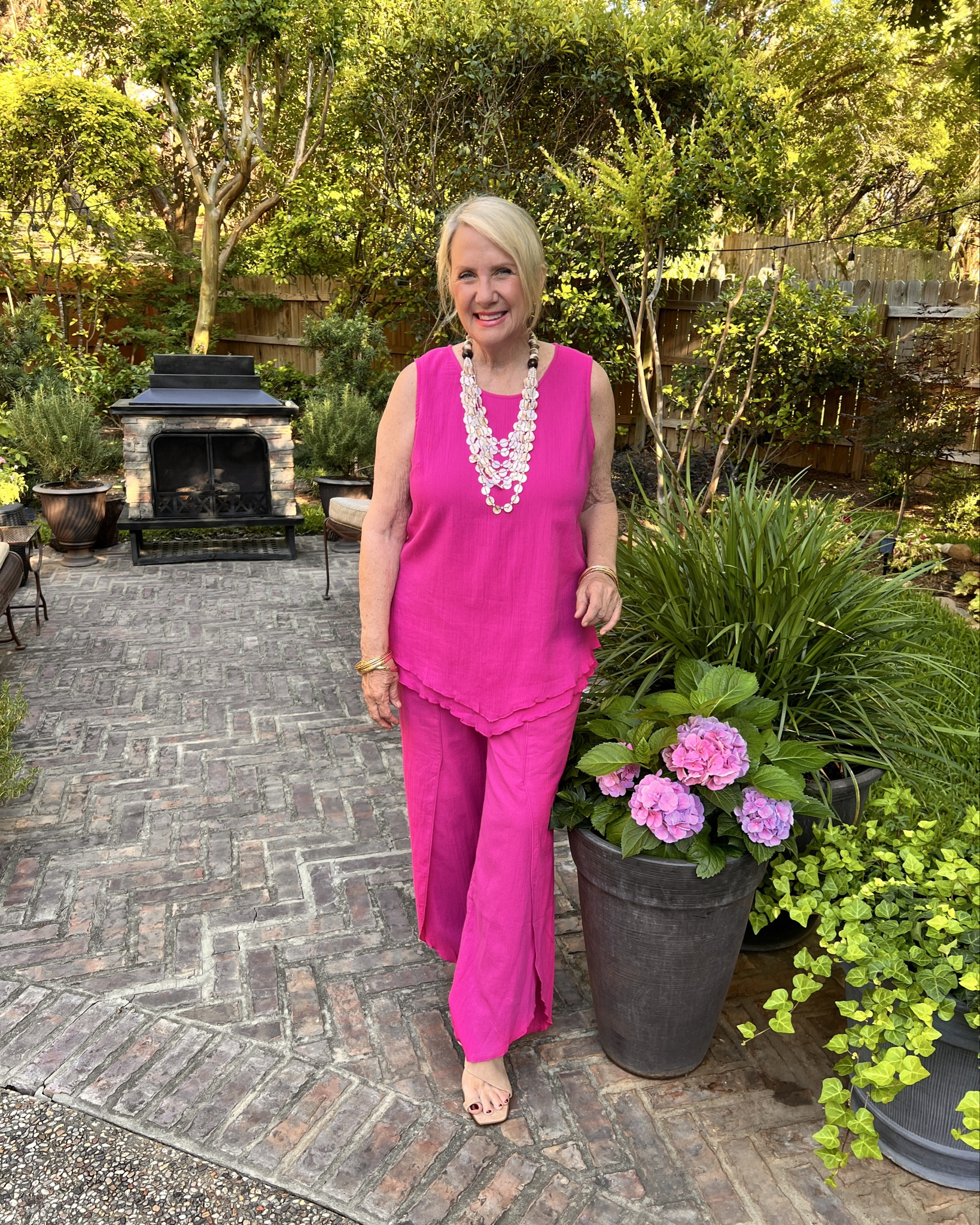 Pink! 

Loving this look  from @soft_surrounding. The color is absolutely mood lifting, the shoes give you that little lift while staying comfy and the necklace and bangles are the perfect finishing touch. Whether at home, dining out or on vacay you will find the most beautiful and soft selections in petites, plus and misses sizes at #softsurroundings. Because when you look good you feel good! And who doesn’t love that? 

#LTKMidsize #LTKPlusSize #LTKPetite