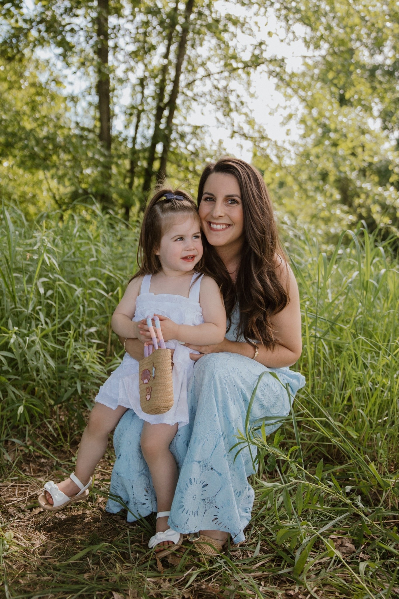 Mommy and me looks!

Family photos, family photo outfits inspiration, toddler photoshoot outfit, toddler boy outfit, toddler girl outfit, women’s maxi dress, Amazon finds, target finds, kohls finds. Target circle week, Amazon prime deals

#LTKmomlife #LTKSaleAlert #LTKKids